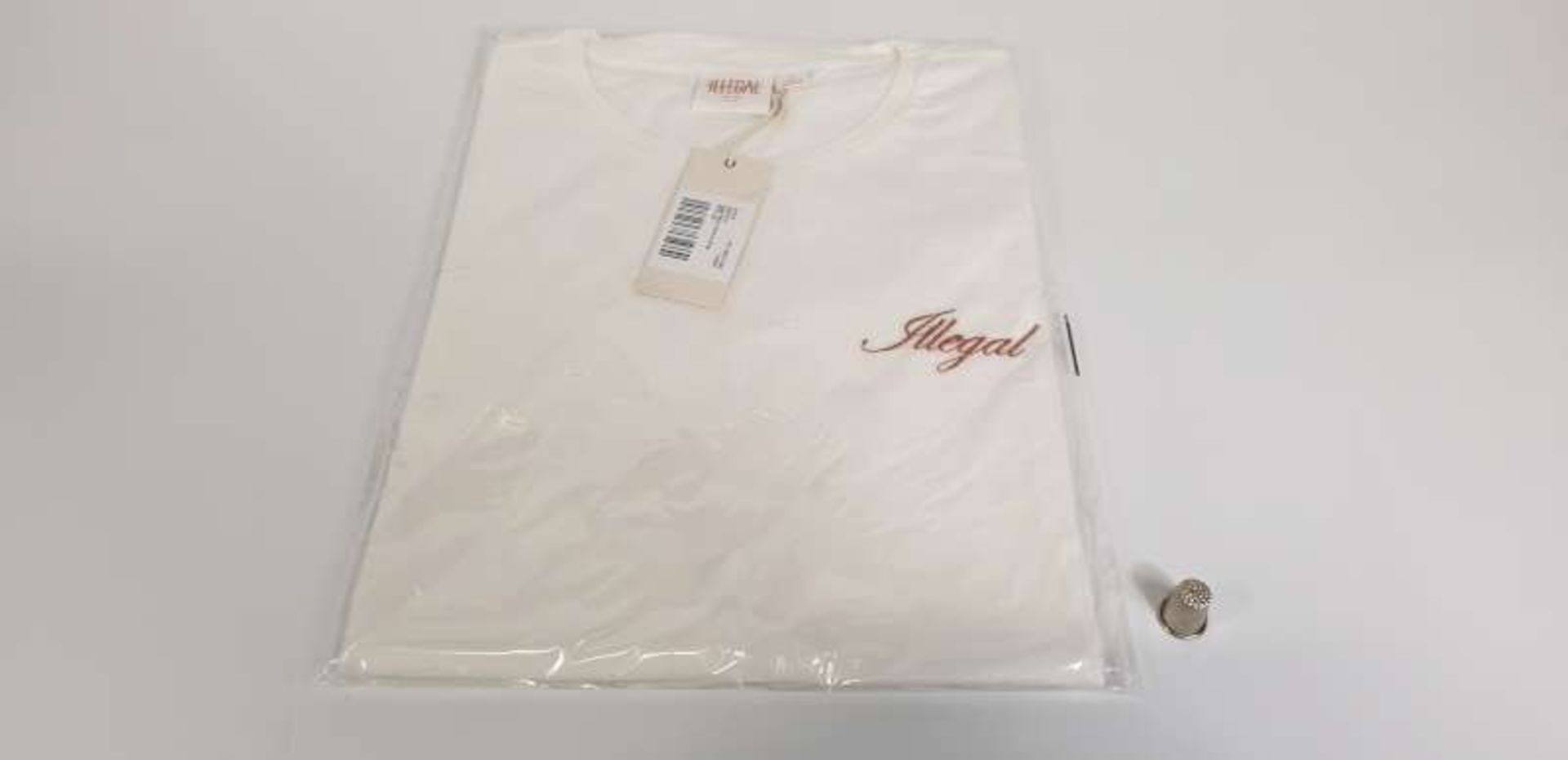 10 X BRAND NEW ILLEGAL CLUB PARIS WHITE T SHIRTS SIZE LARGE