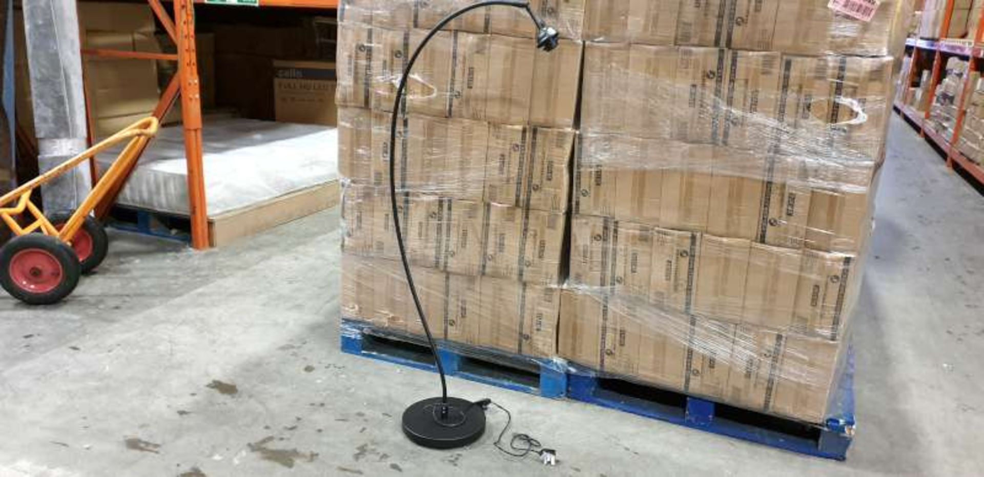 10 X BRAND NEW BOXED ARCHER BOW SHAPED FLOOR LAMPS