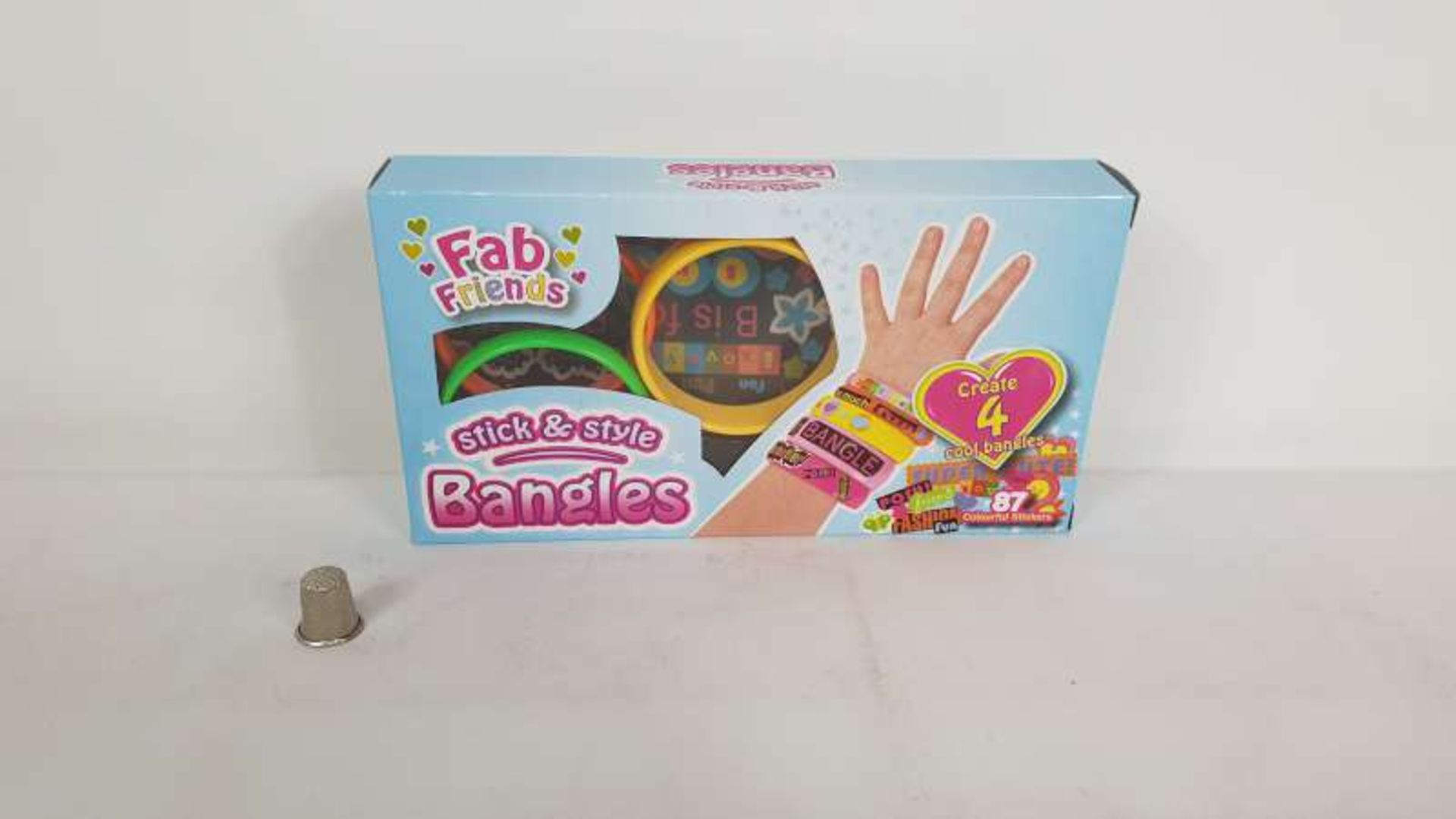 100 X FAB FRIENDS STICK AND STYLE BANGLES IN 5 BOXES