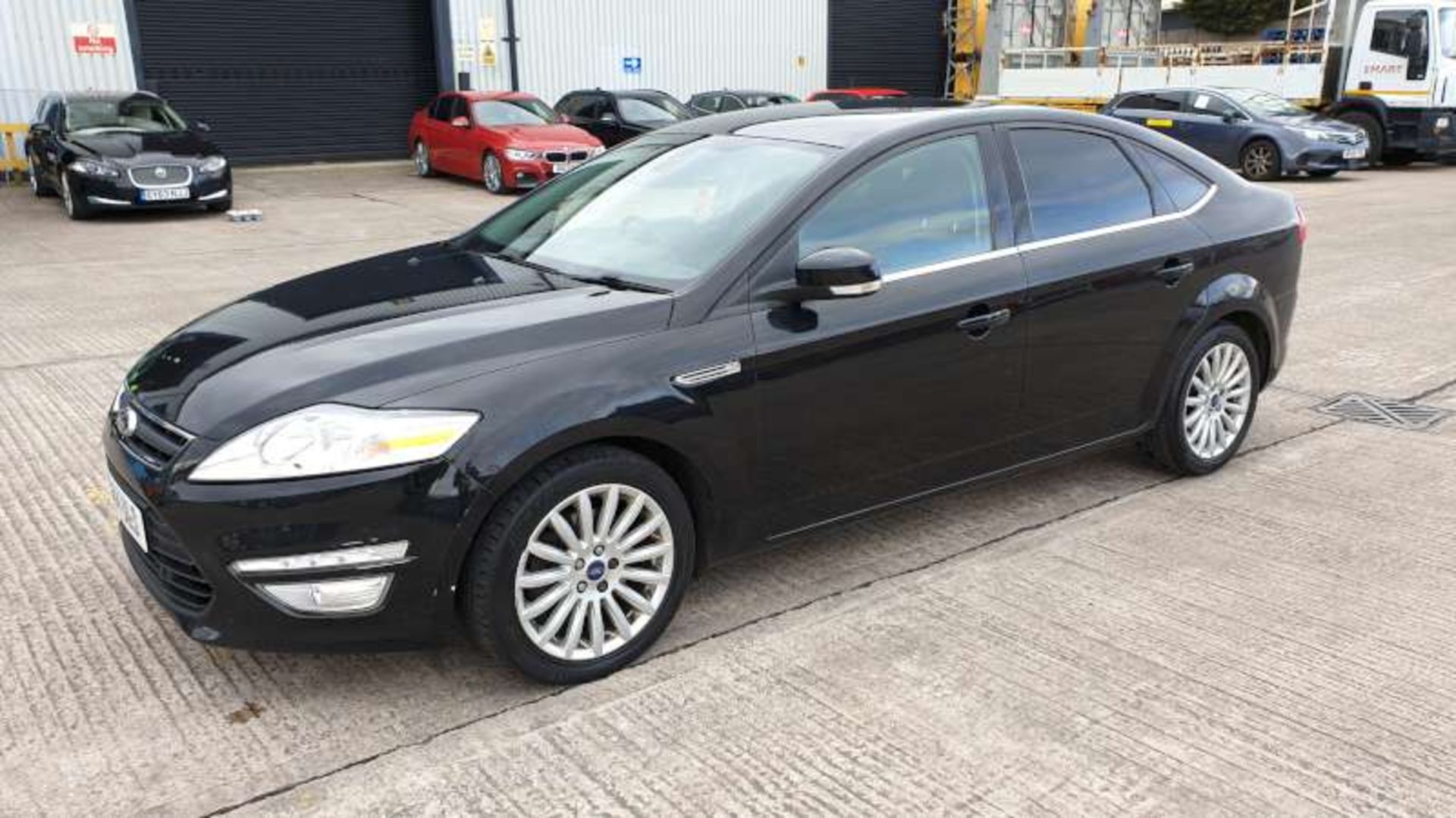 BLACK FORD MONDEO ZETEC. ( DIESEL ) Reg : MM14ULD, Mileage : 74,603 Details: FIRST REGISTERED 27/6/ - Image 4 of 5