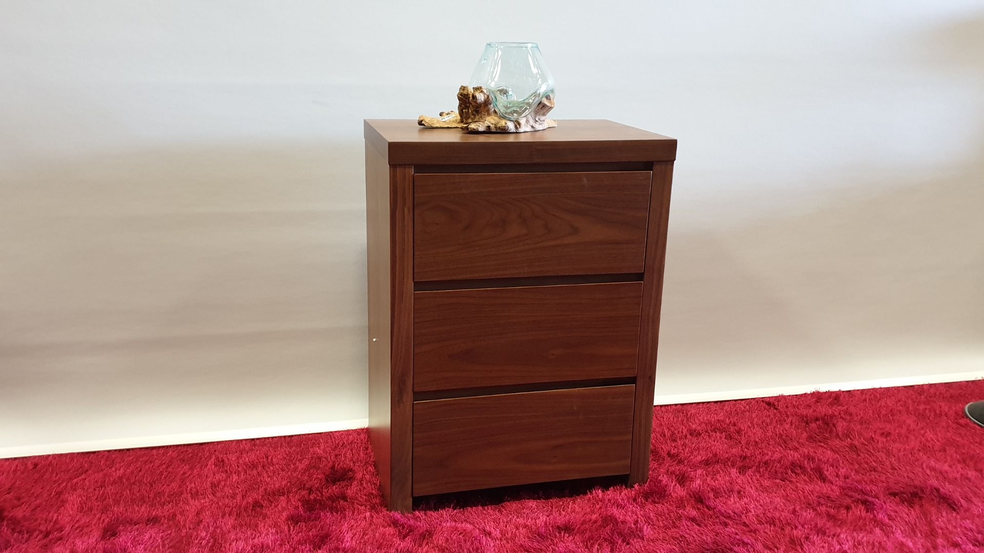 BRAND NEW WOODEN WALNUT COLOUR 3 DRAWER SOFT CLOSE CHEST OF DRAWERS 592 X 396 X 821MM RRP £329