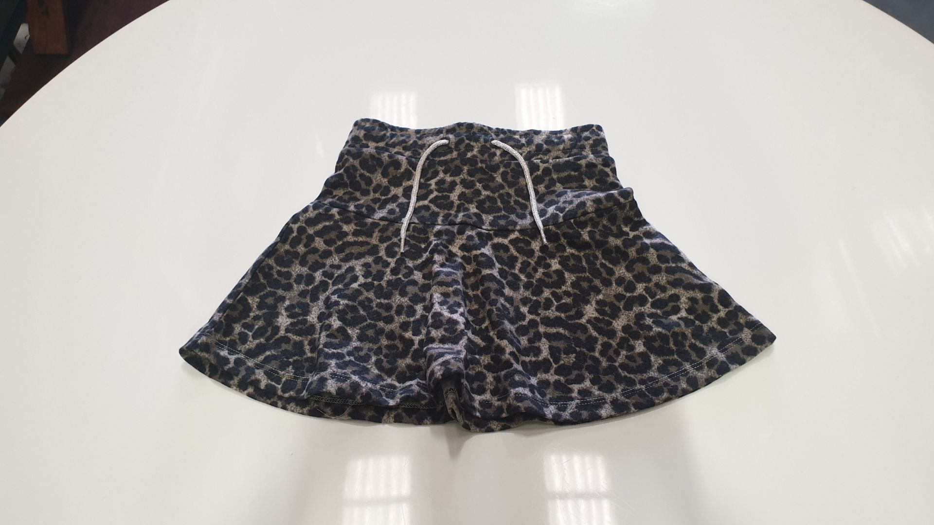 9 X BRAND NEW KIDS ONLY LEOPARD PRINT SKIRT SIZE 122-128 (7 - 8 YEARS)