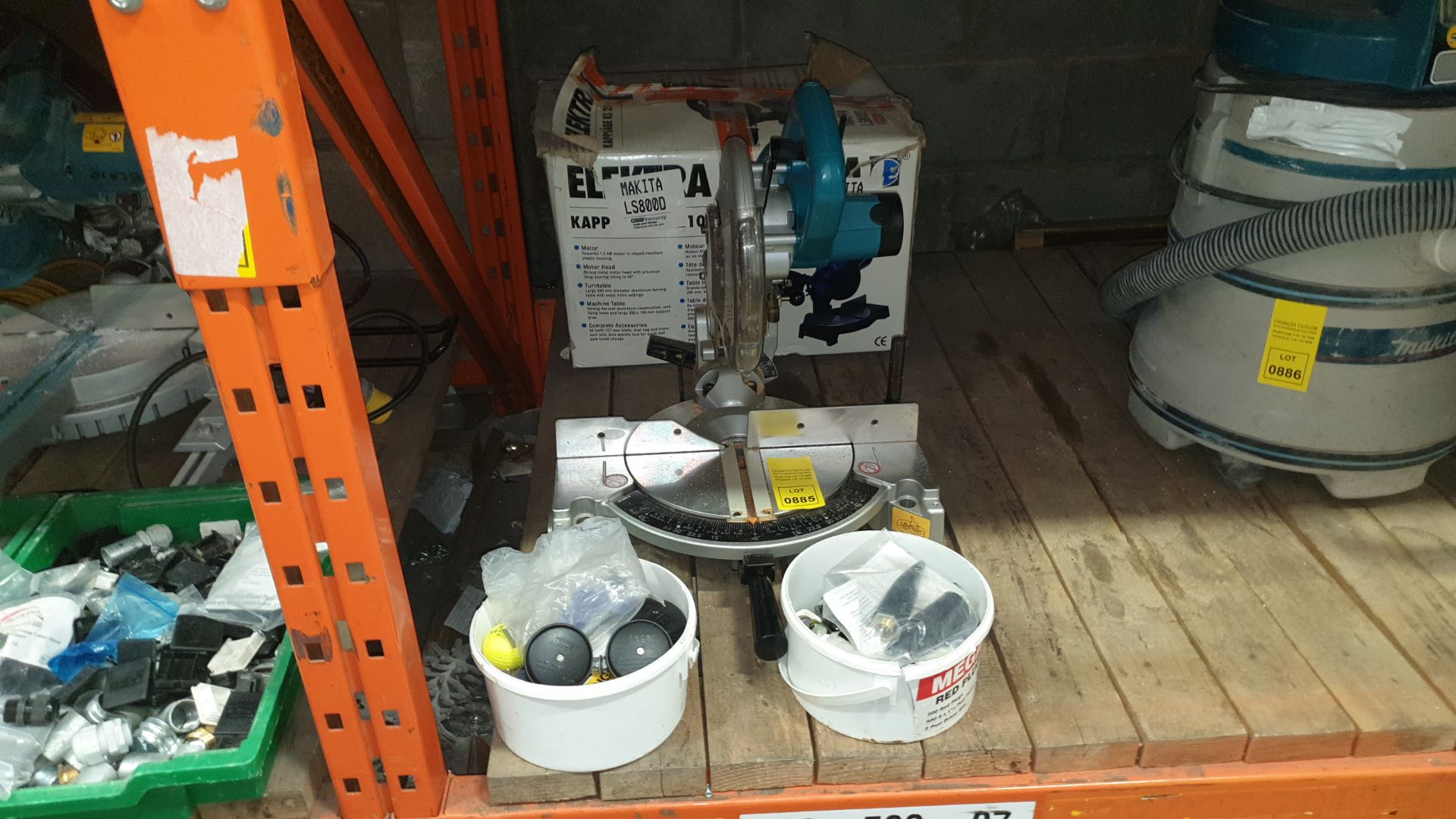 MAKITA LS800D MITRE SAW PLUS 2 TUBS OF PLUMBING FITTINGS