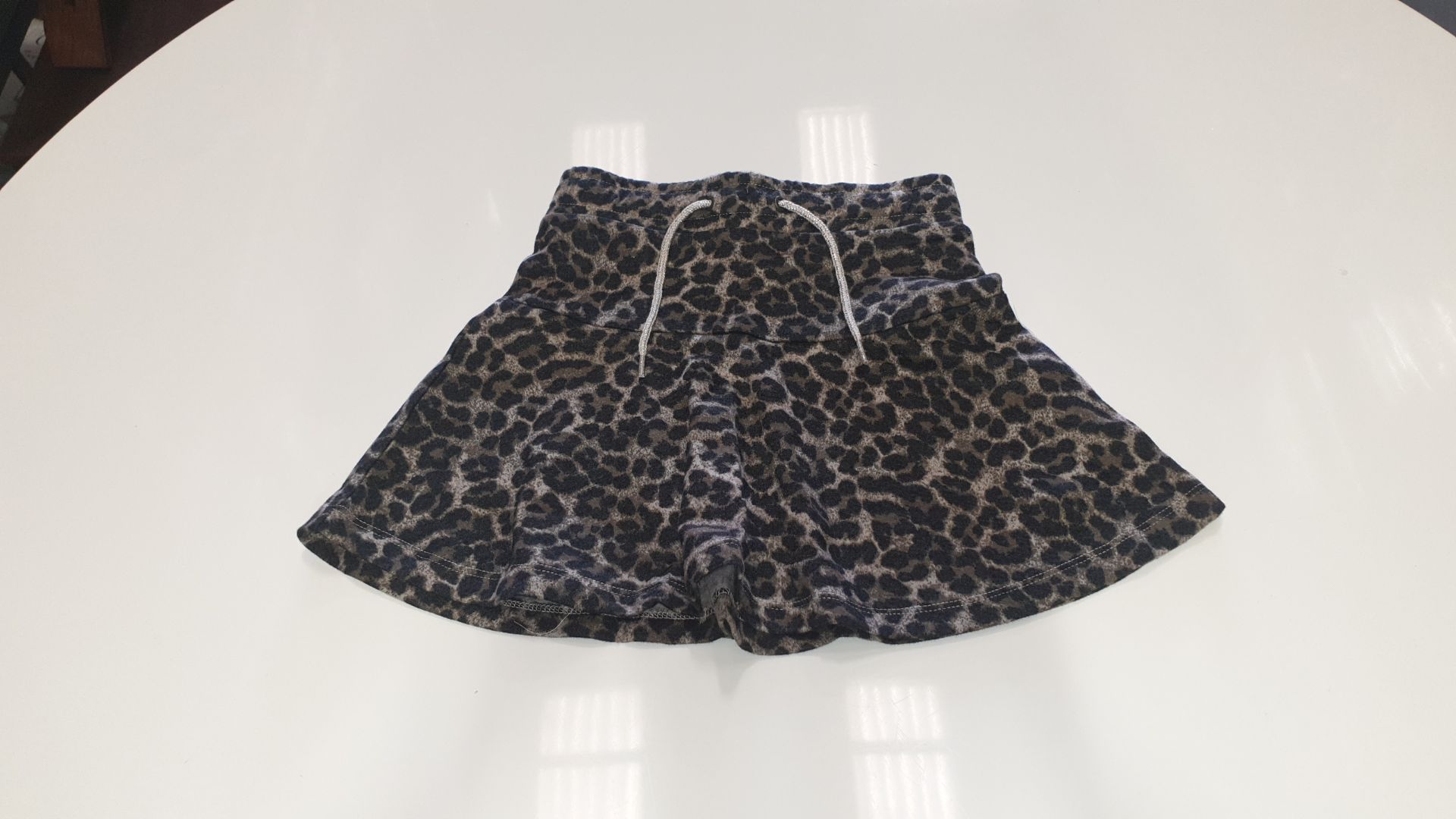10 X BRAND NEW KIDS ONLY LEOPARD PRINT SKIRT SIZE 122-128 (7 - 8 YEARS)