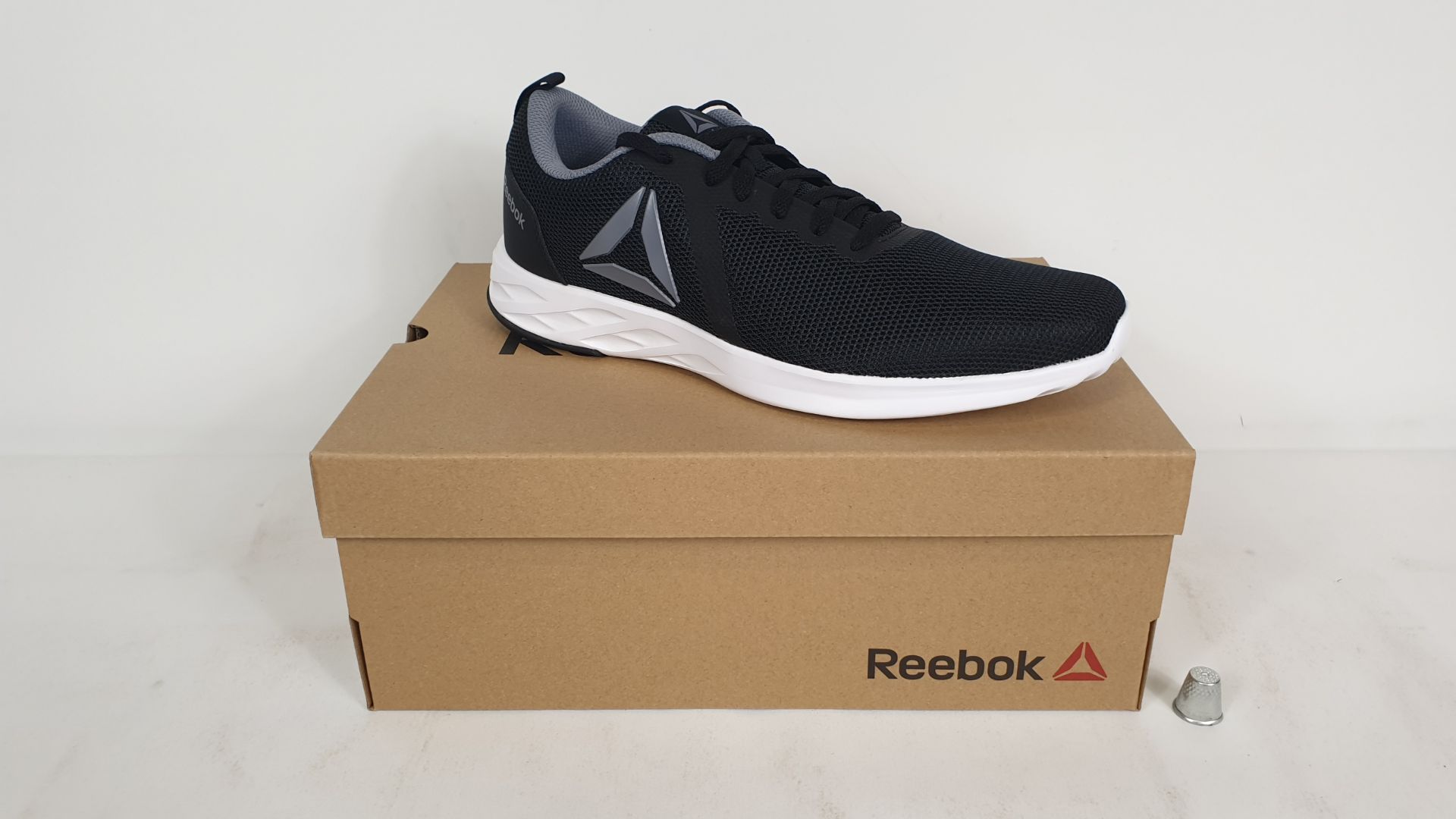 6 X PAIRS OF REEBOK TRAINERS ASTRO RIDE ESSENTIAL BLACK/ WHITE SIZE 9 - BRAND NEW AND BOXED