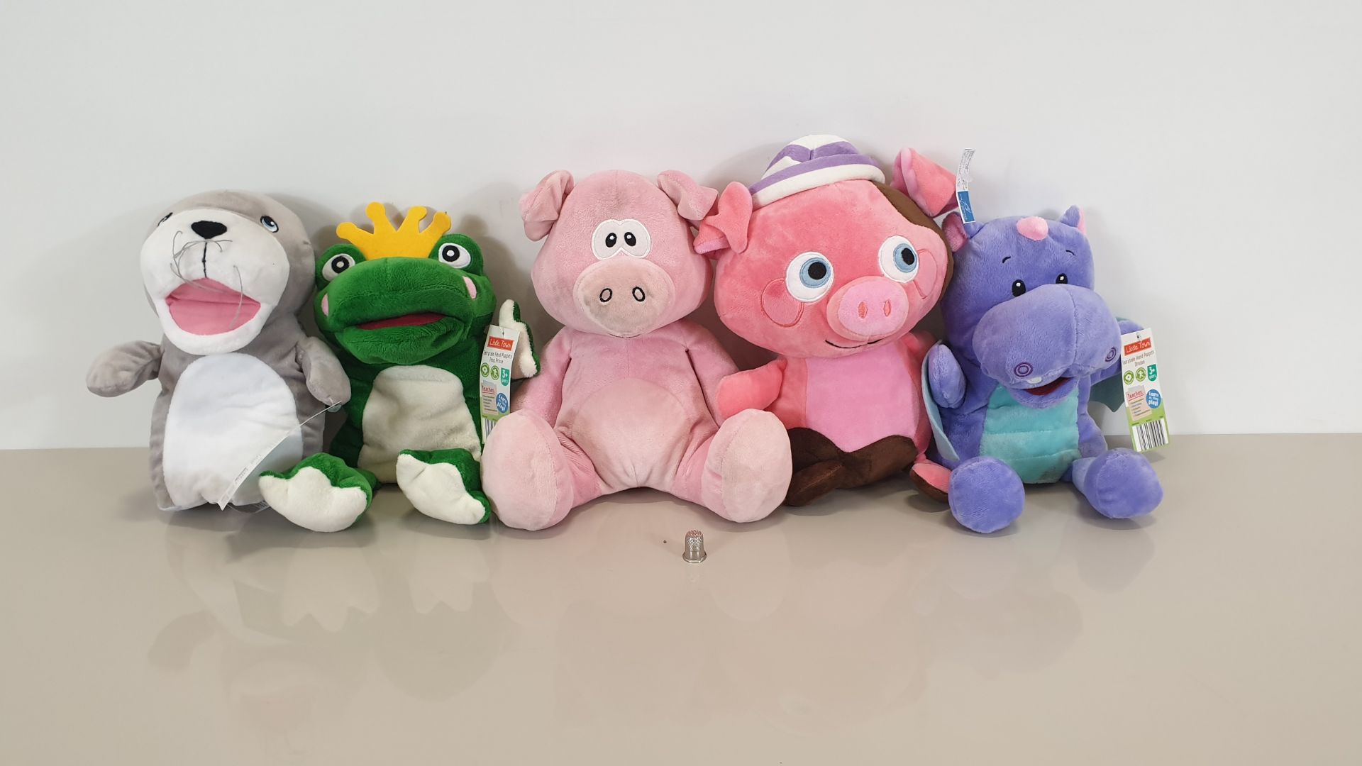 (LOT FOR THURSDAY 28TH MAY AUCTION) LARGE QUANTITY OF PLUSH ANIMALS I.E PIGS, CROCODILE, HIPPO, SEAL - Image 2 of 2