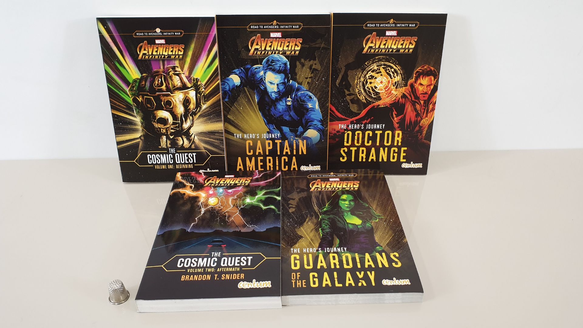 24 X PACKS OF 5 MARVEL AVENGERS INFINITY WAR PAPERBACK NOVELS IN 6 CARTONS (BRAND NEW)