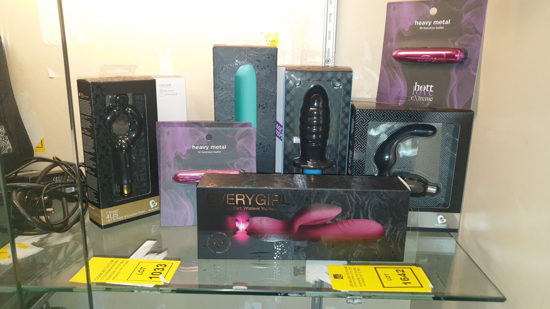 (LOT FOR THURSDAY 28TH MAY AUCTION) 8 X FEMALE / MALE PLEASURE TOYS (AS SEEN IN THE PHOTO) - BRAND