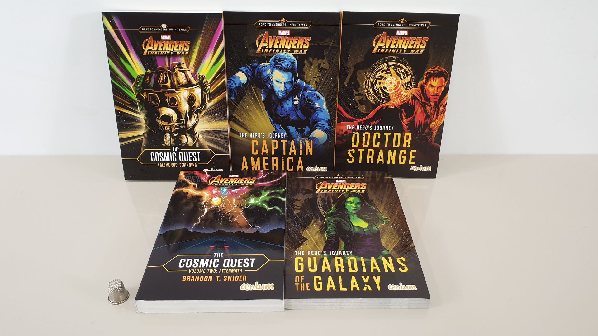 24 X PACKS OF 5 MARVEL AVENGERS INFINITY WAR PAPERBACK NOVELS IN 6 CARTONS (BRAND NEW)