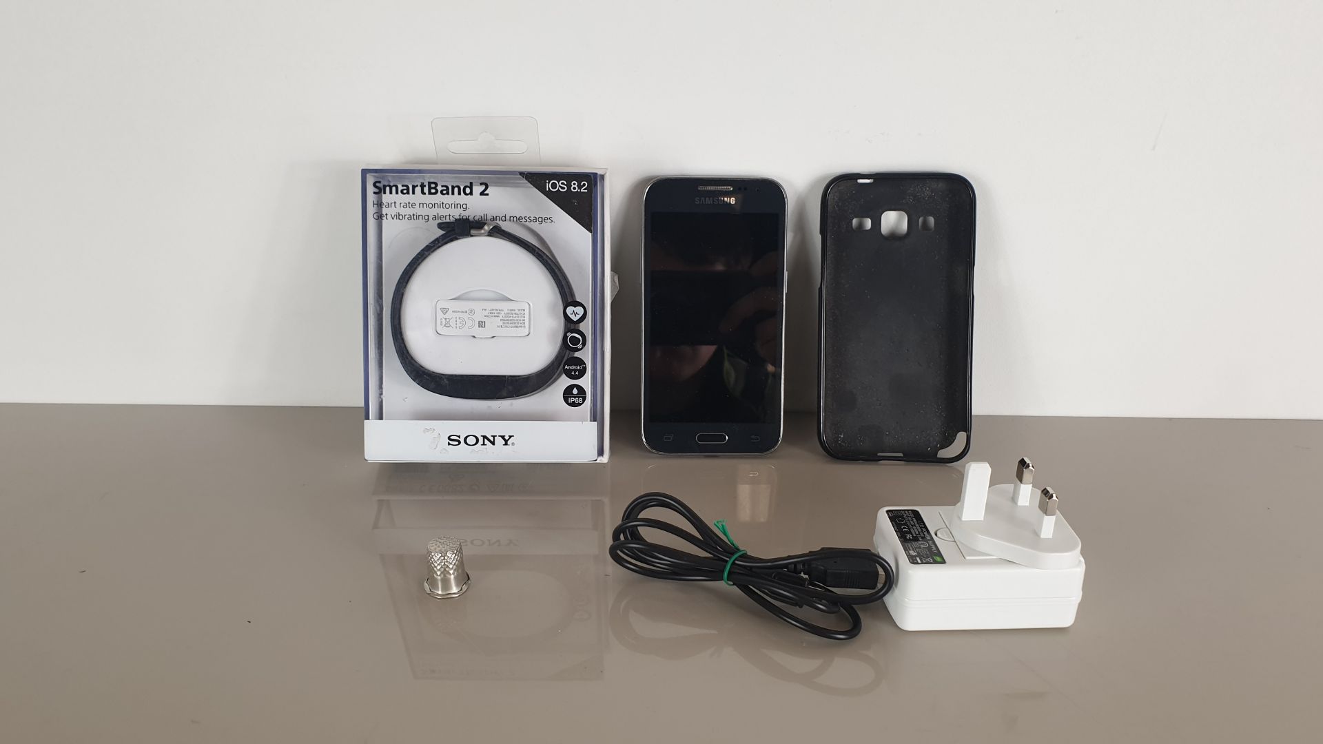 (LOT FOR THURSDAY 28TH MAY AUCTION) SAMSUNG CORE PRIME SMARTPHONE 16GB WITH CHARGER PLUS A SONY