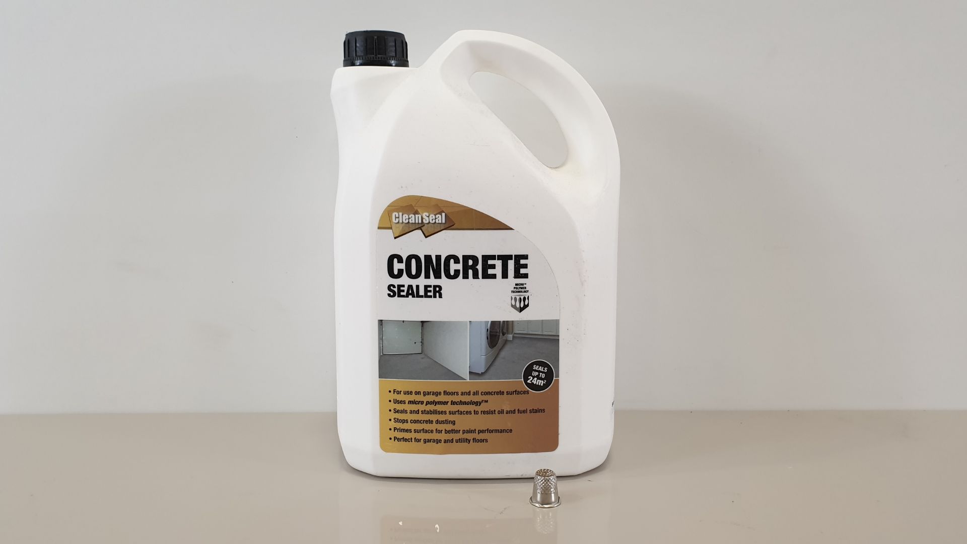 16 X 4 LITRE CLEANSEAL CONCRETE SEALER - IN 4 CARTONS (EACH CLEANS UP TO 24 M/2)