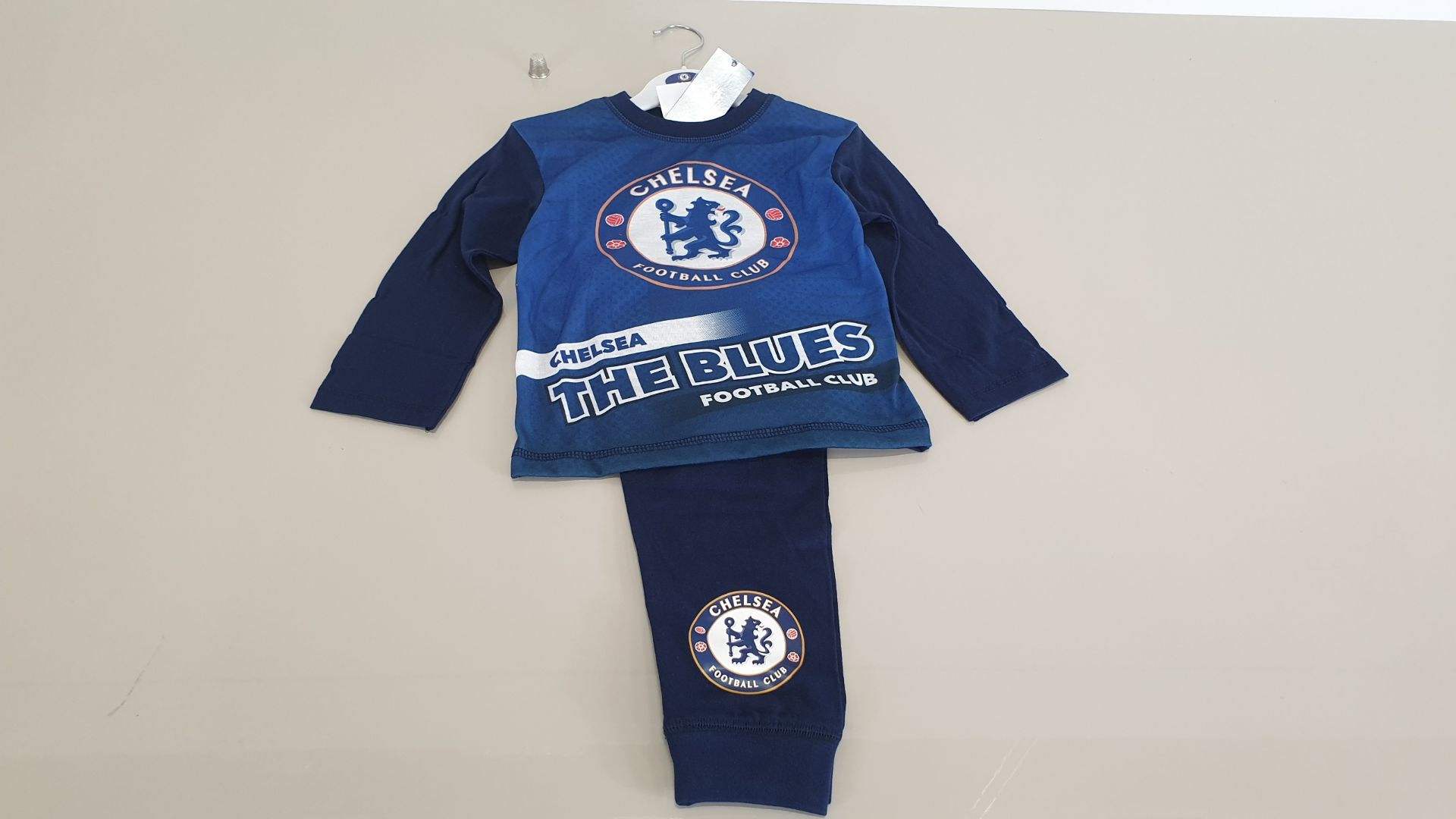 (LOT FOR THURSDAY 28TH MAY AUCTION) 9 X BRAND NEW CHILDRENS ASSORTED 2 - 12 YEARS CHELSEA PYJAMA