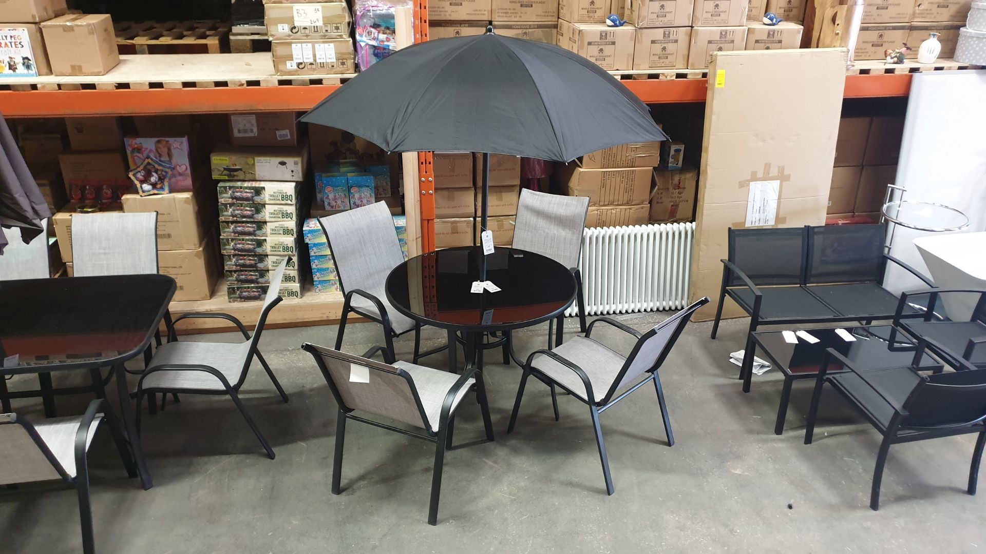 (LOT FOR THURSDAY 28TH MAY AUCTION) 6 PC GARDEN SET IN BLACK / GREY POWDER COATING COMPRISING