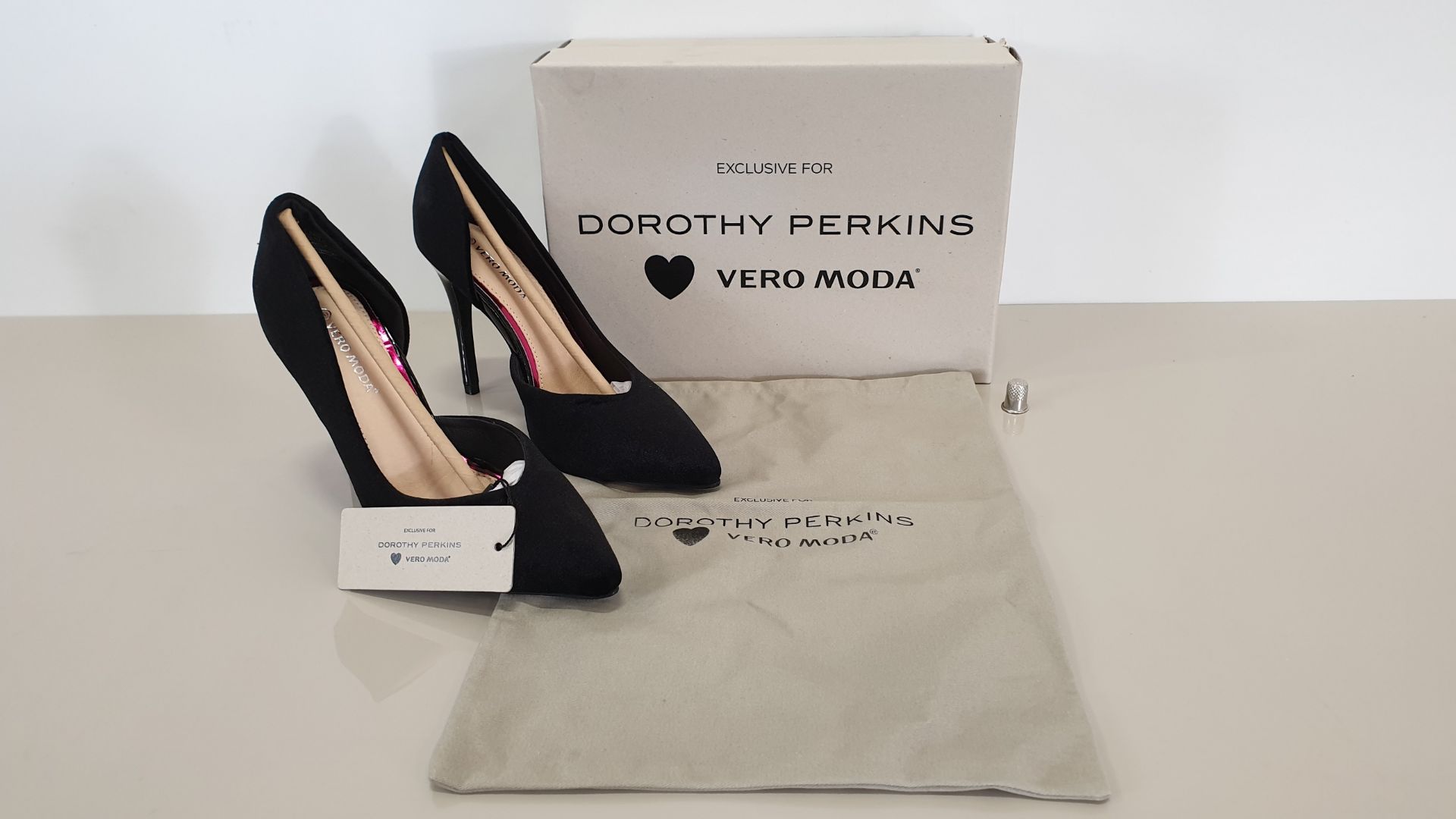 (LOT FOR THURSDAY 28TH MAY AUCTION) 10 X PAIRS OF BRAND NEW BOXED VERO MODA (EXCLUSIVE FOR DOROTHY