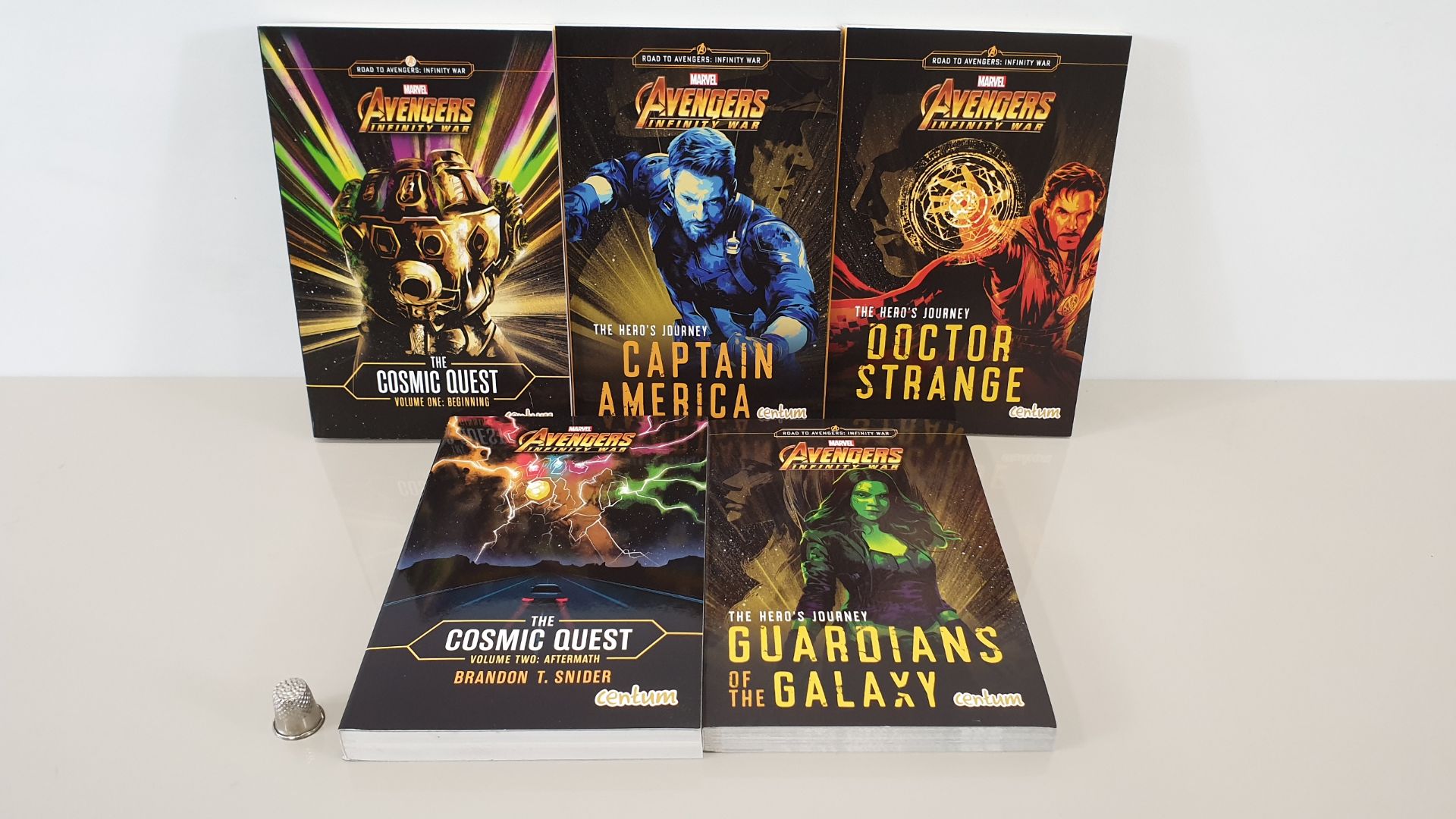 24 X PACKS OF 5 MARVEL AVENGERS INFINITY WAR PAPERBACK NOVELS IN 6 CARTONS (BRAND NEW)