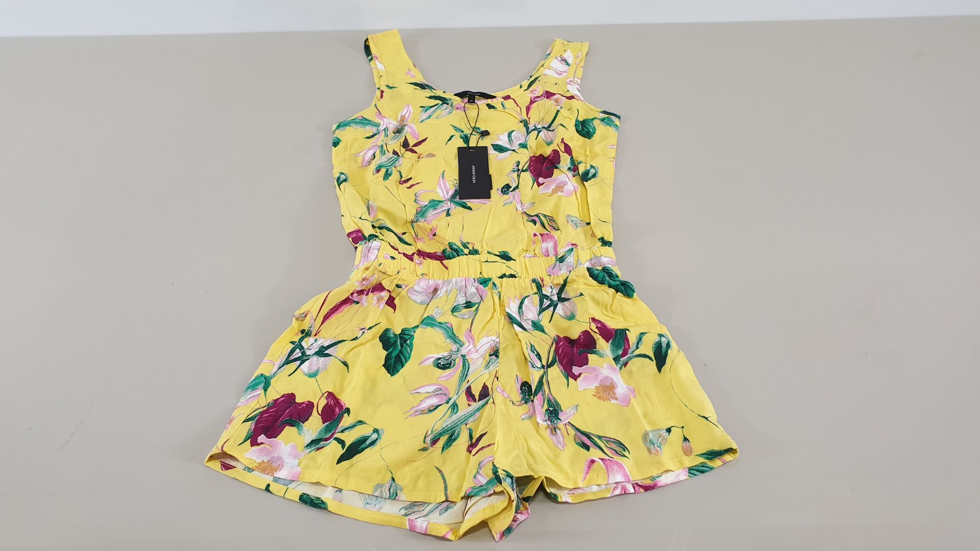 40 X BRAND NEW YELLOW FLORAL STYLED ALL IN ONE VERO MODA JUMP SUIT SIZE UK 12