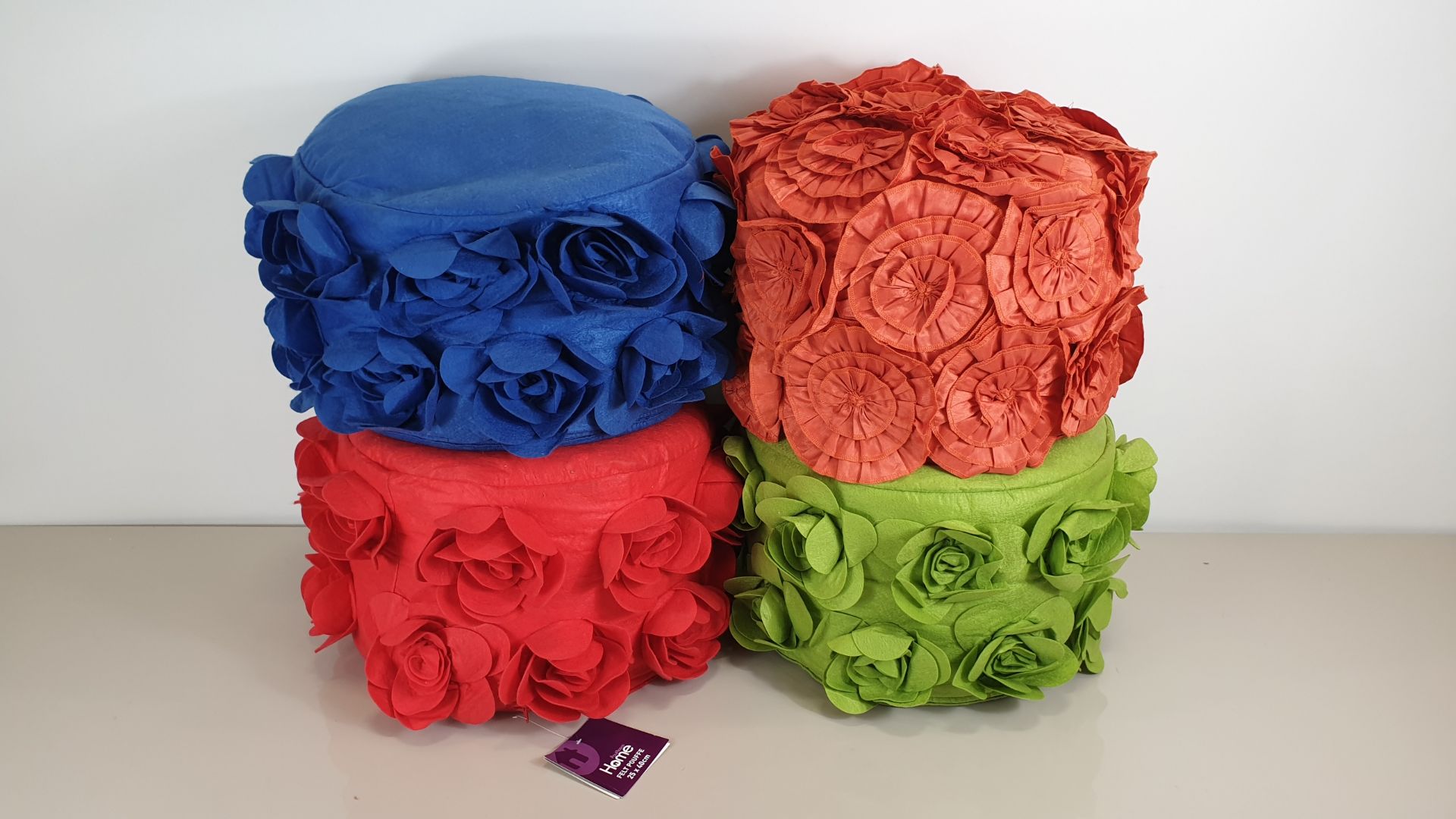 5 X BRAND NEW PAUL ROSCO HOME FELT POUFFES - 25 X 40CM - IN VARIOUS COLOURS