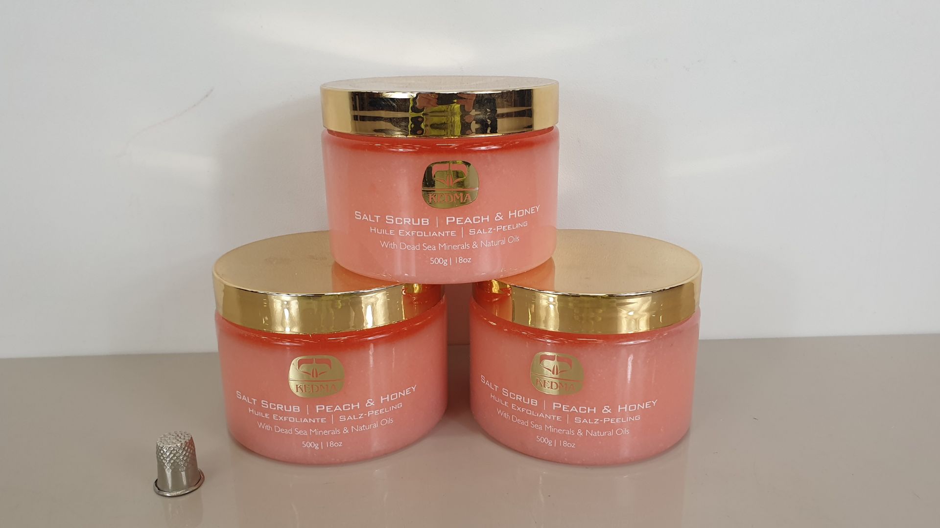 4 X BRAND NEW KEDMA PEACH & HONEY SALT SCRUB WITH DEAD SEA MINERALS AND NATURAL OILS - 500G - 18OZ