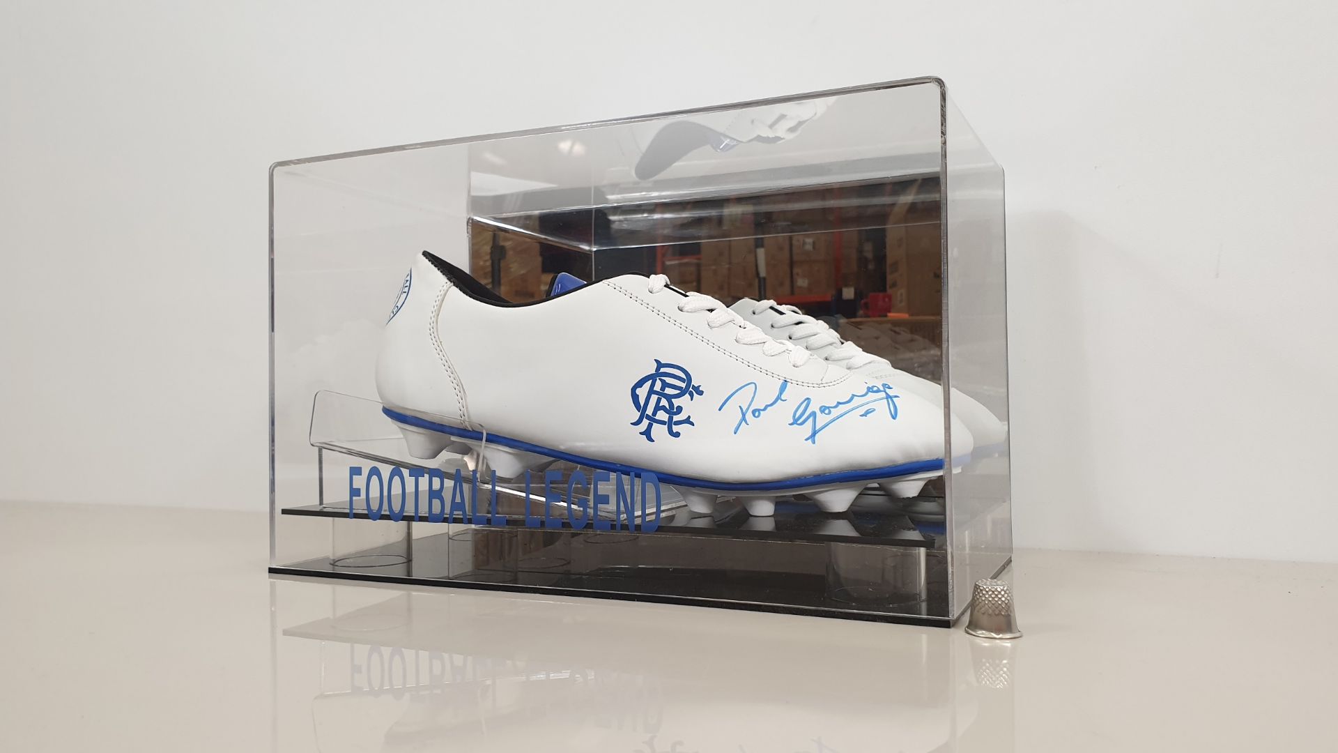 PAUL GASCOIGNE PERSONALLY SIGNED RANGERS BOOT IN DISPLAY CASE - GOOD CONDITION WITH CERTIFICATE OF