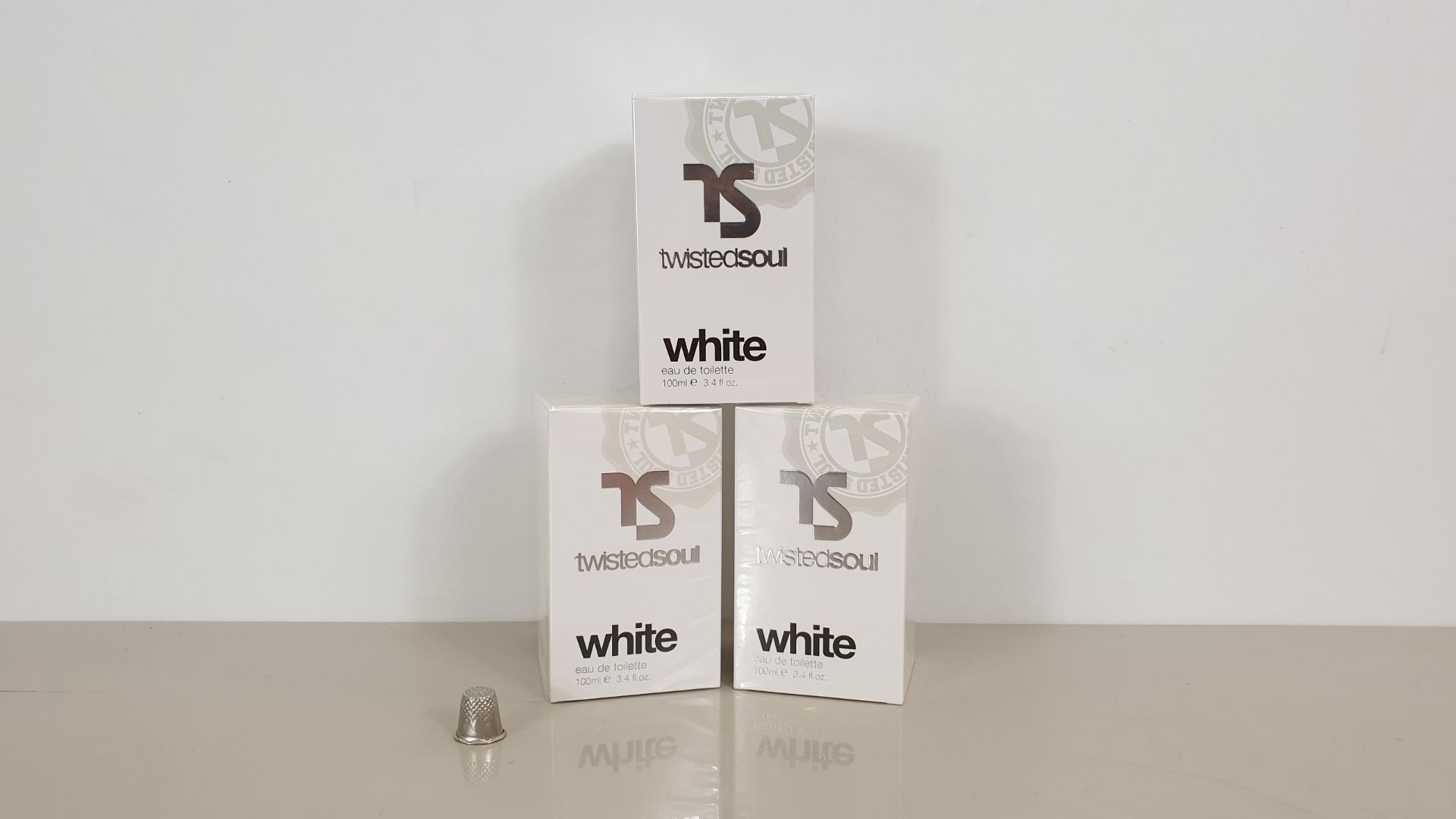 12 X BRAND NEW BOXED TWISTED SOULS WHITE EAU DE TOILETTE. (100ML)
