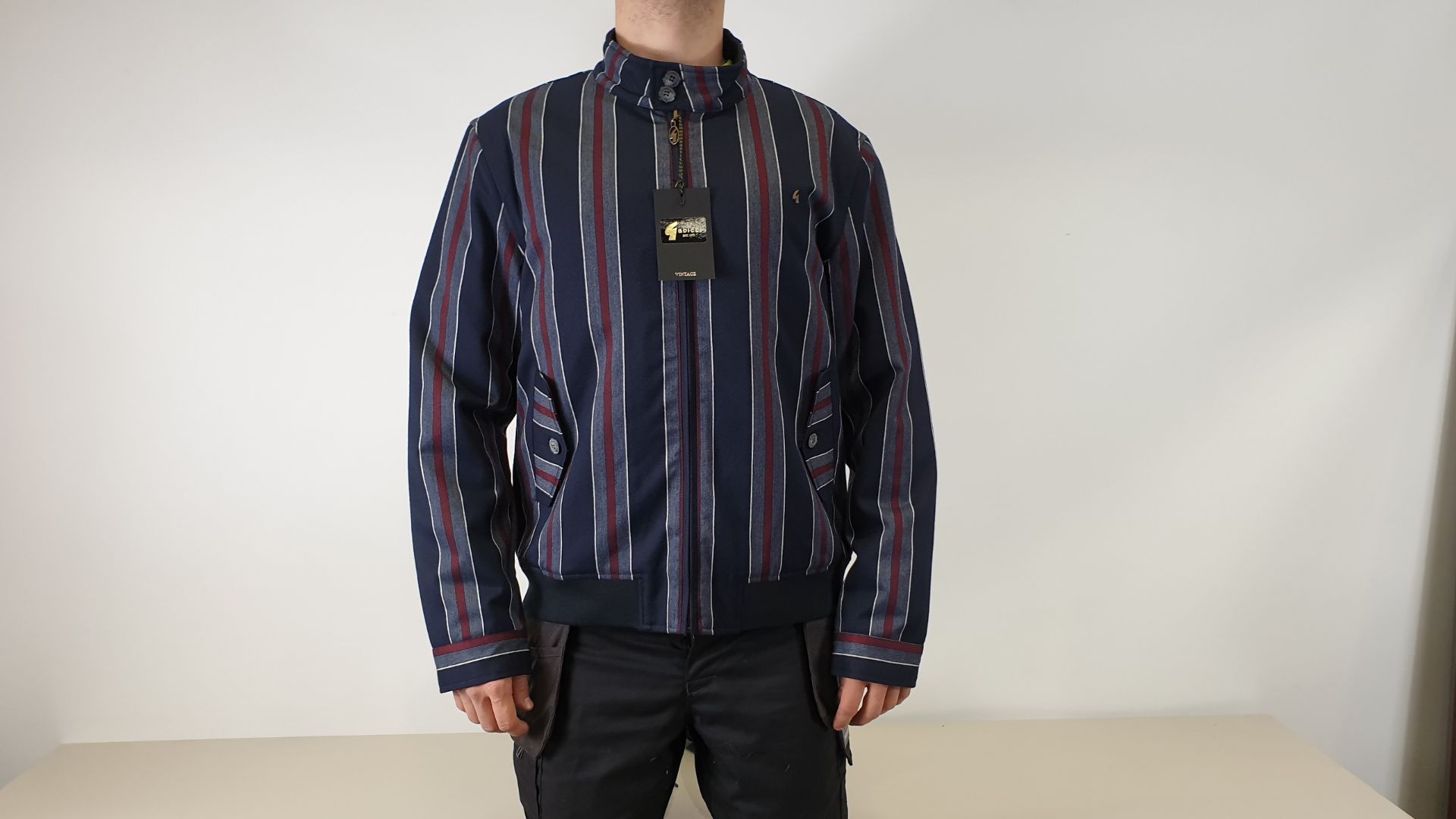 BRAND NEW GABICCI NAVY COLOURED (HAMILTON RETRO DETAILED) STRIPPED HARRINGTON - SIZE MEDIUM RRP £