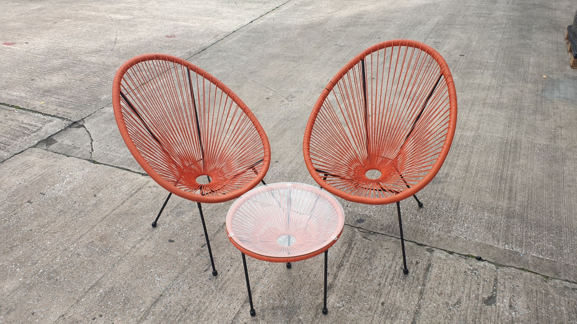 3 PC ORANGE STRING BISTRO SET COMPRISING MEDIUM ROUND COFFEE TABLE WITH TEMPERED GLASS TOP AND 2