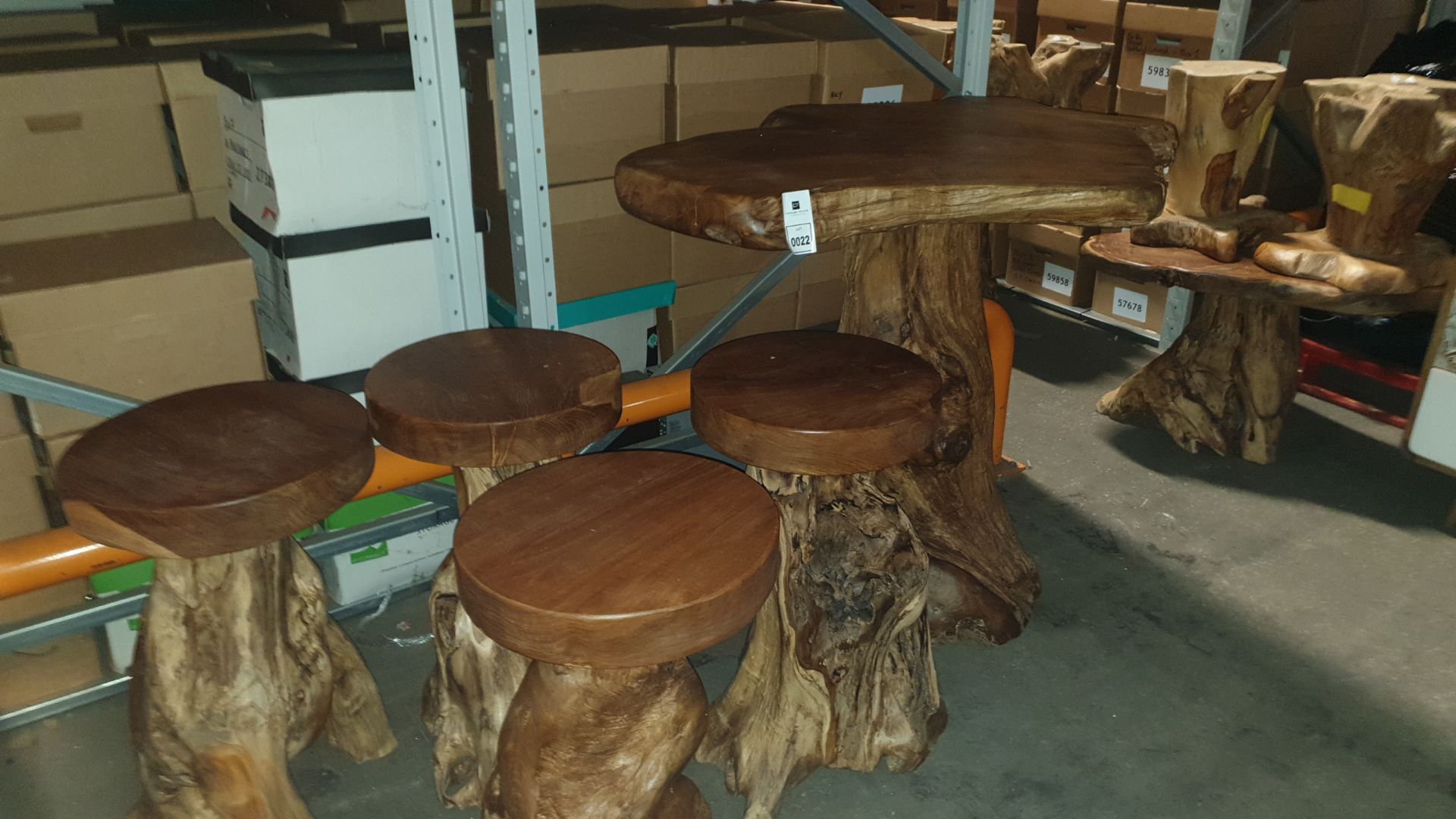 BRAND NEW SOLID TEAK ROOT WOODEN BAR SET W/ STOOLS 60 X 60 X 100cm RRP £1495 - Image 2 of 2