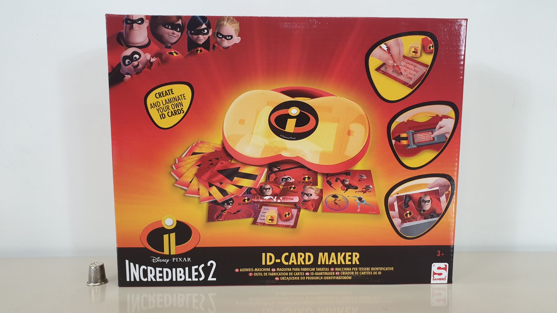 30 X BRAND NEW DISNEY INCREDIBLES 2 ID-CARD MAKER IN 5 BOXES
