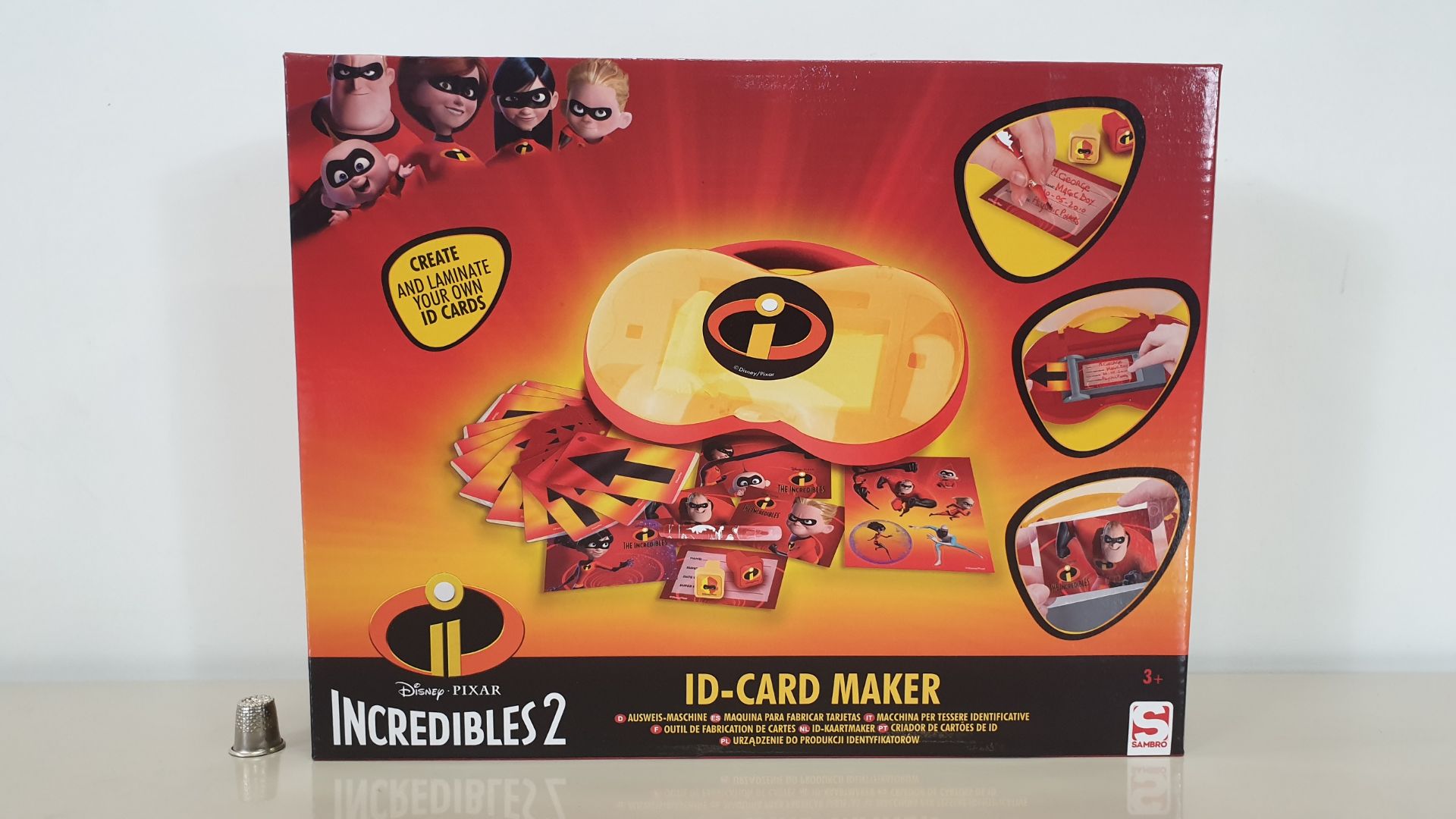 30 X BRAND NEW DISNEY INCREDIBLES 2 ID-CARD MAKER IN 5 BOXES