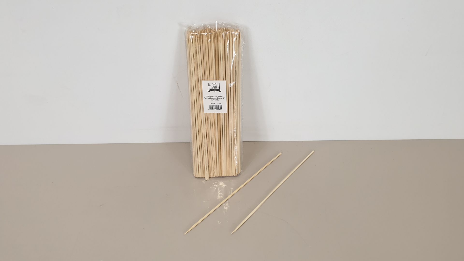 10000 X 230 MM ROUND SINGLE POINTED BAMBOO SKEWERS (IDEAL FOR BBQs) - (10 X 5 X 200) - IN 1 CARTON