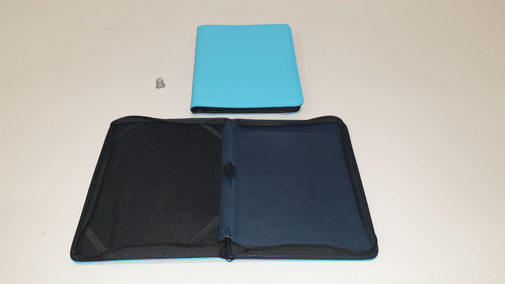 60 X AQUA BLUE A4 STATIONERY CARRY CASES - ZIP UP - IN 3 CARTONS