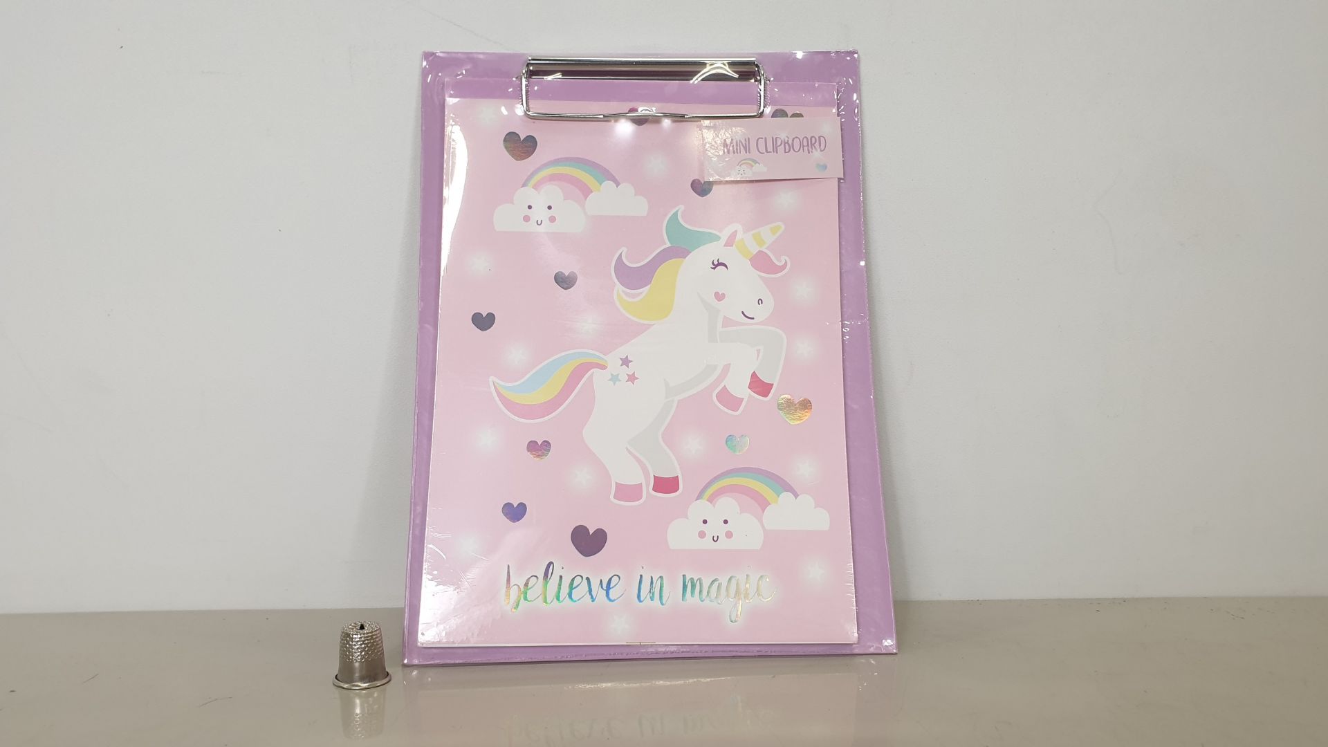 72 X 'BELIEVE IN MAGIC' UNICORN MINI CLIPBOARD & NOTEPAD - IN 6 BOXES