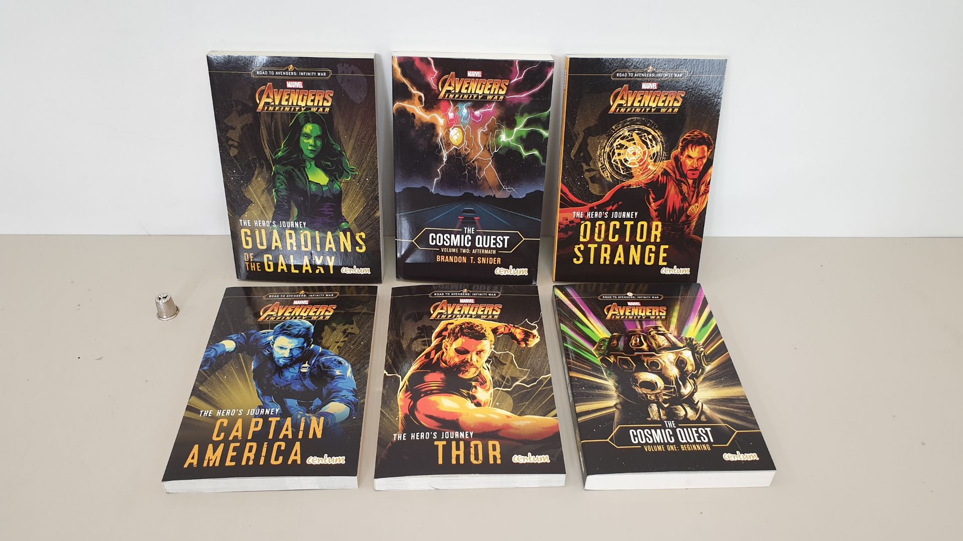 32 X BRAND NEW PACKS OF 5 MARVEL AVENGERS INFINITY WAR PAPERBACK NOVELS IN 8 CARTONS