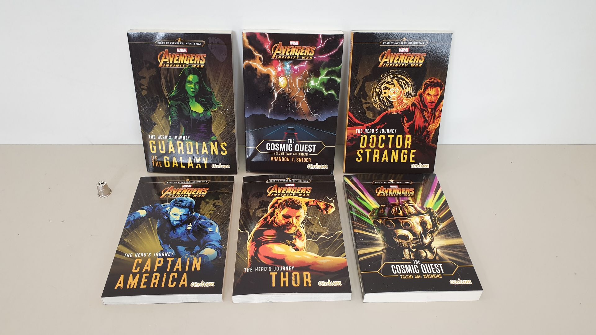 32 X BRAND NEW PACKS OF 5 MARVEL AVENGERS INFINITY WAR PAPERBACK NOVELS IN 8 CARTONS