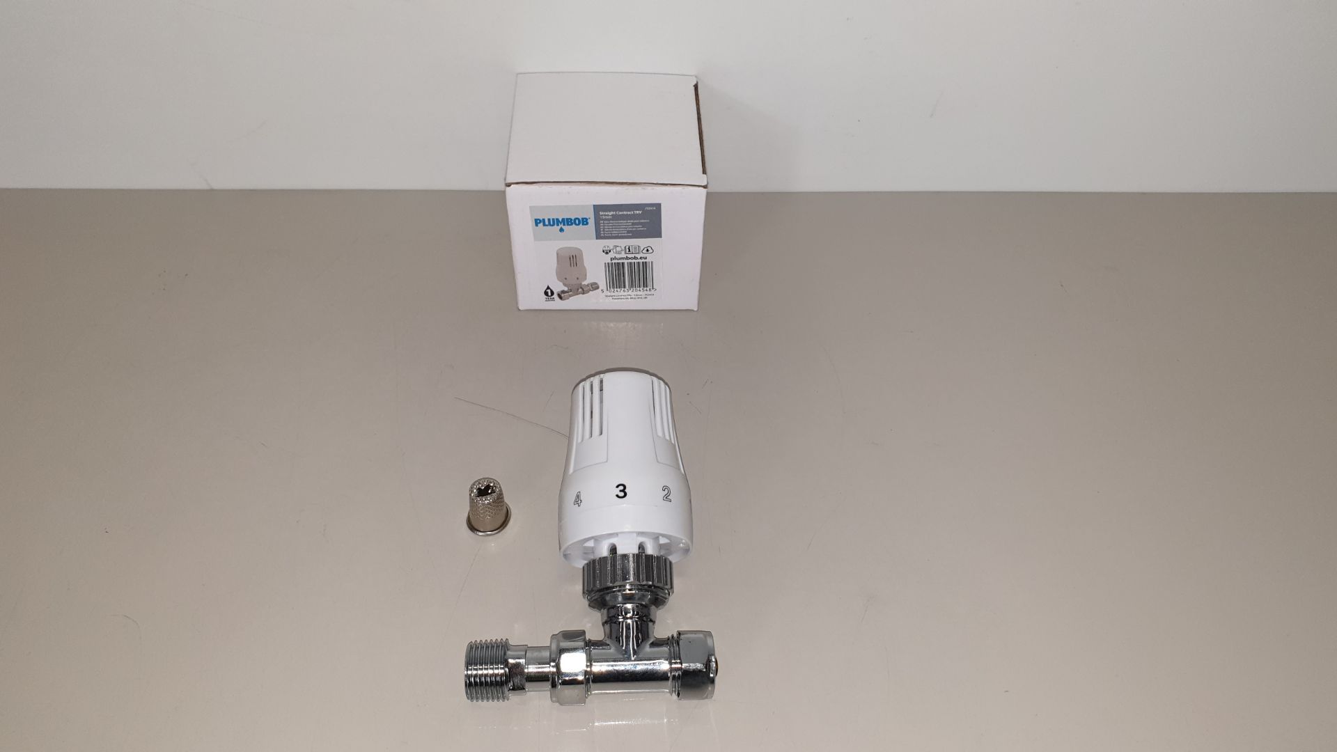 24 X BRAND NEW PLUMBOB STRAIGHT CONTRACT 15 MM TRVS (RADIATOR VALVES) (PROD CODE 752414) TRADE £12.