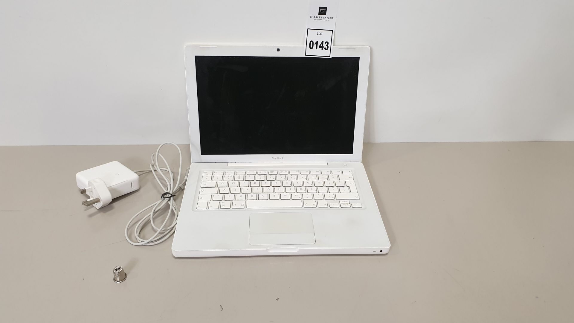 APPLE MACBOOK - WITH CHARGER