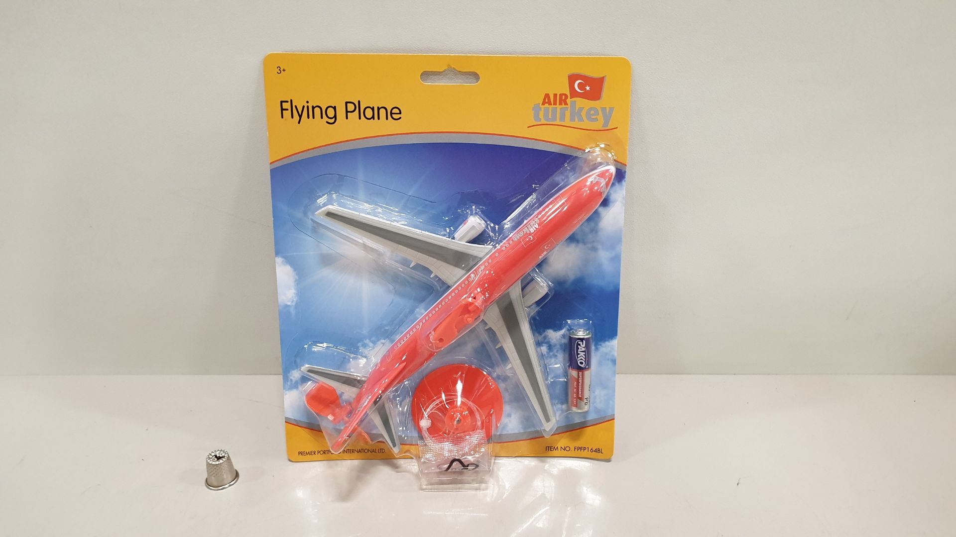 96 X BRAND NEW FLYING PLANE TOY - BATTERY IS INCLUDED - AIRTURKEY DESIGN (FPFP164BL) - IN 2