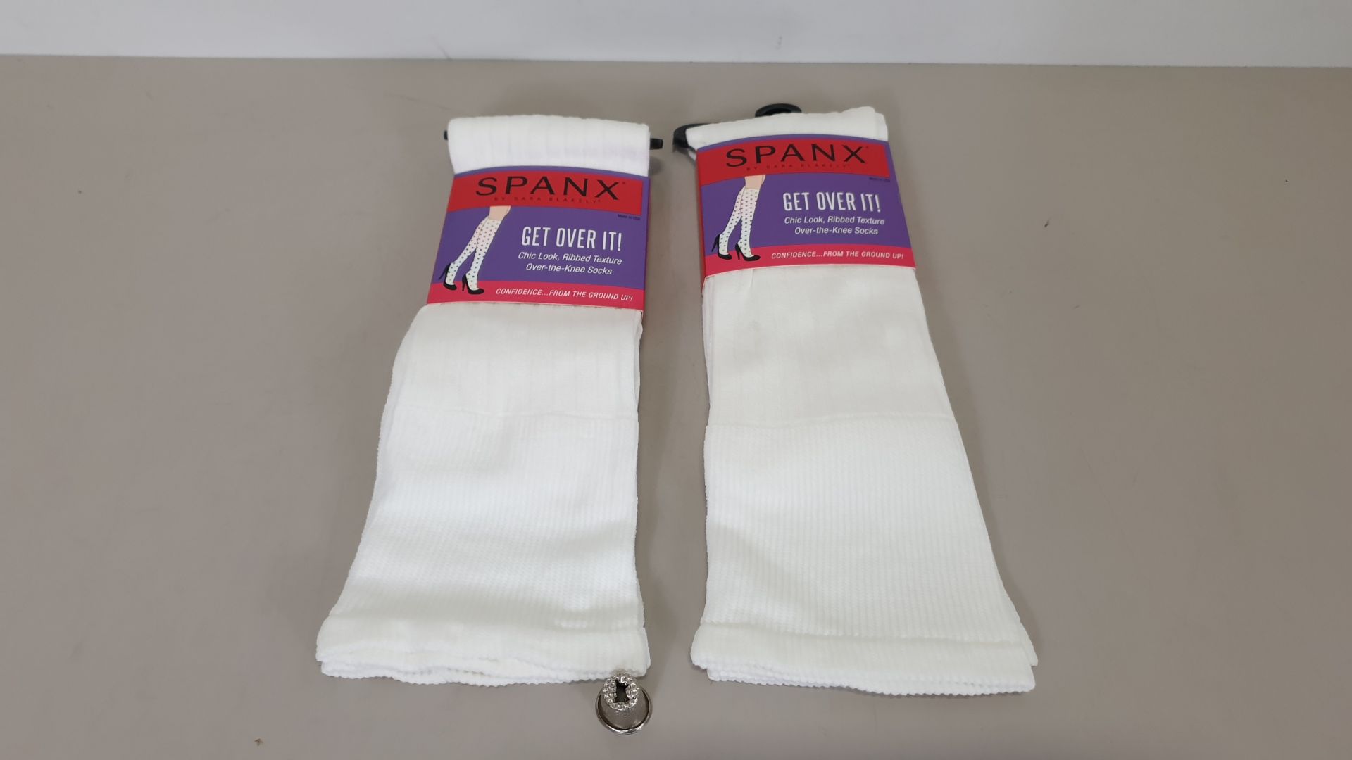 57 X BRAND NEW SPANX GET OVER IT! CHIC LOOK, RIBBED TEXTURE OVER-THE-KNEE SOCKS IN WHITE SIZE