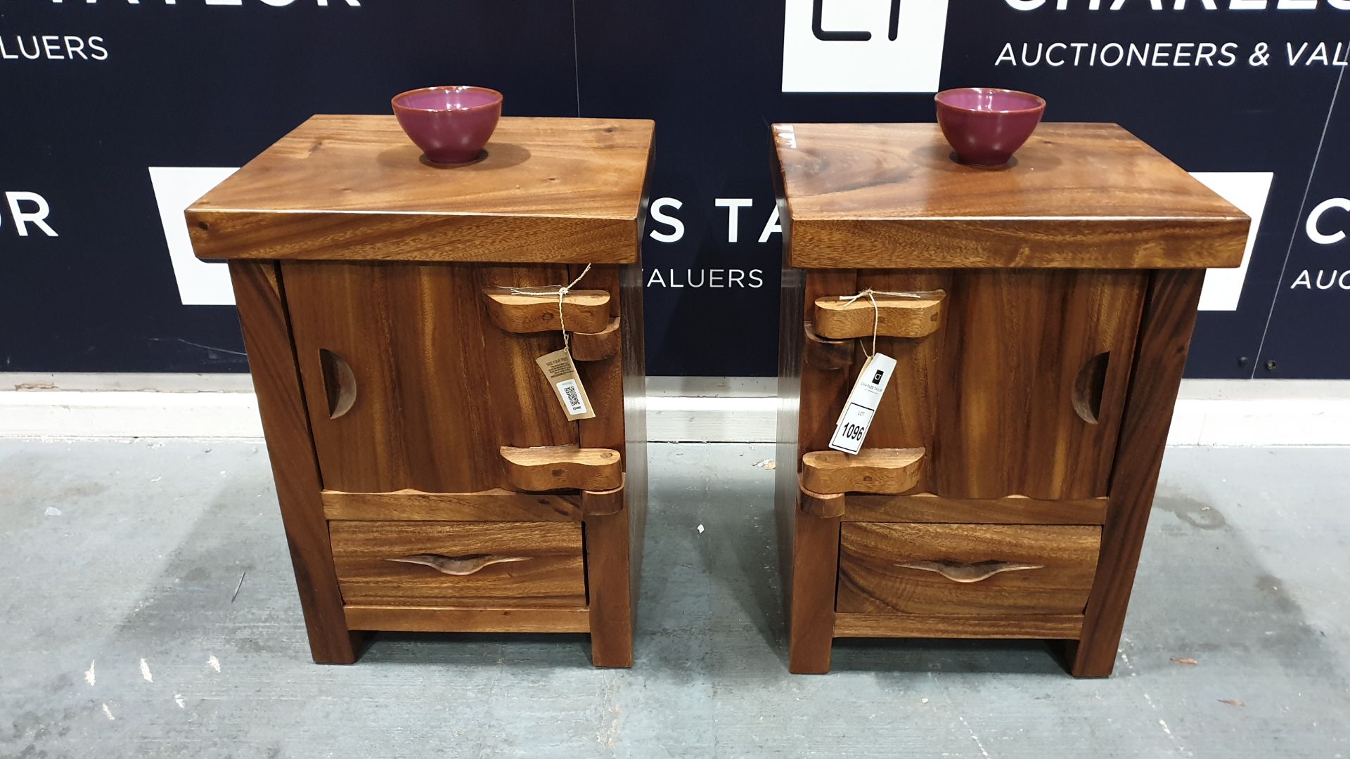 2 X BRAND NEW SOLID SUAR WOODEN OMBAK BEDSIDE TABLES 40 X 35 X 55cm RRP £200 per piece