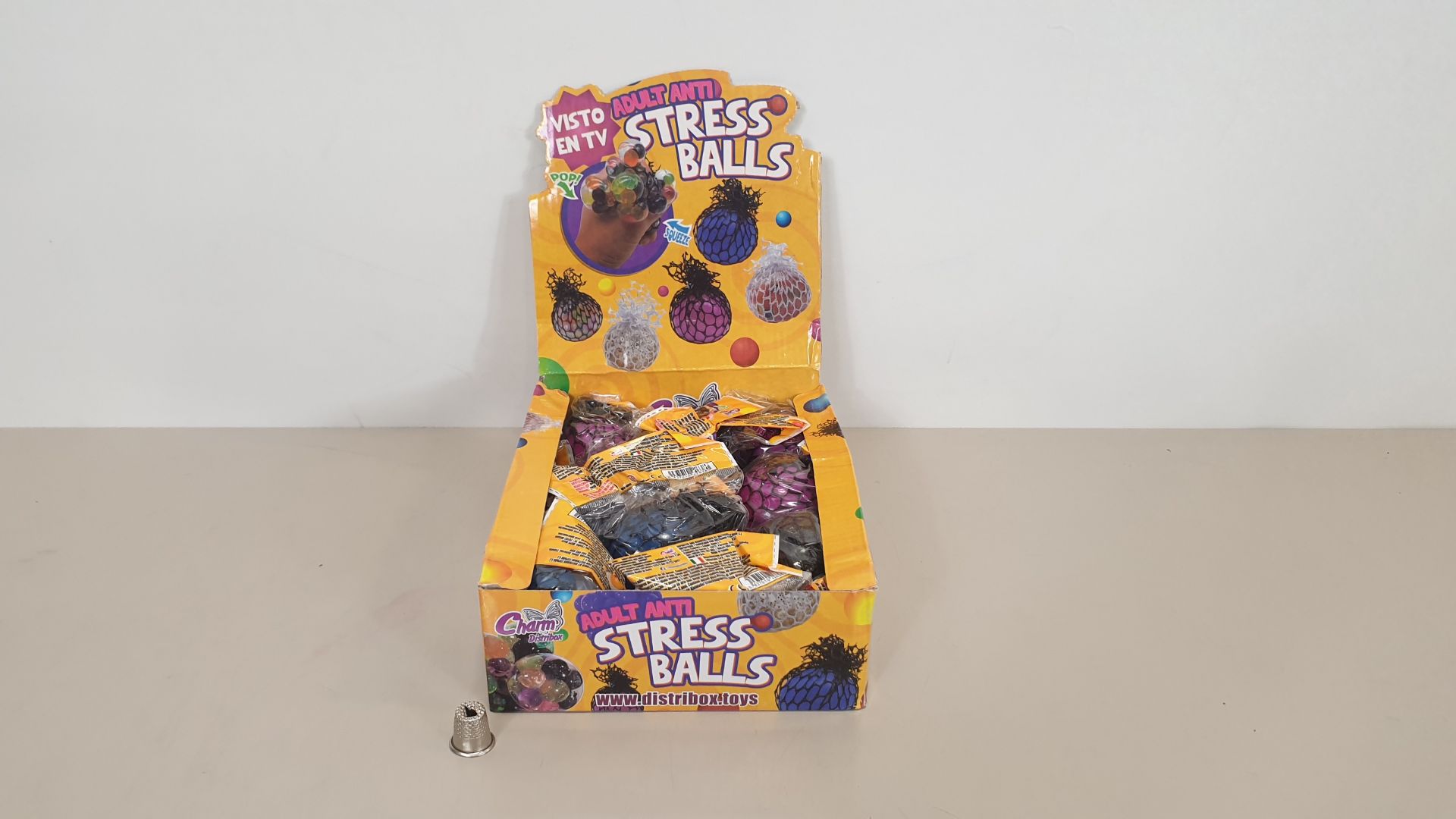 600 X ANTI STRESS BALLS - ASSORTED COLOURS- IN 50 CARTONS