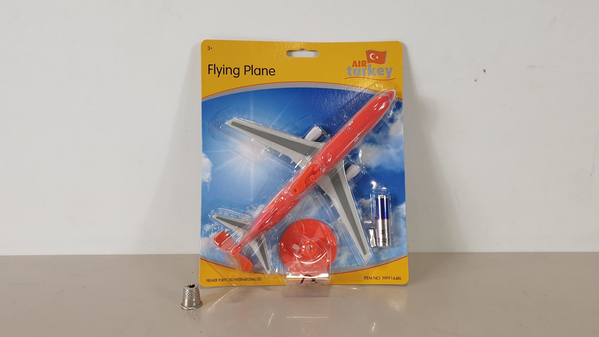 48 X BRAND NEW FLYING PLANE TOY - BATTERY IS INCLUDED - AIRTURKEY DESIGN (FPFP164BL) - IN 1 CARTON -