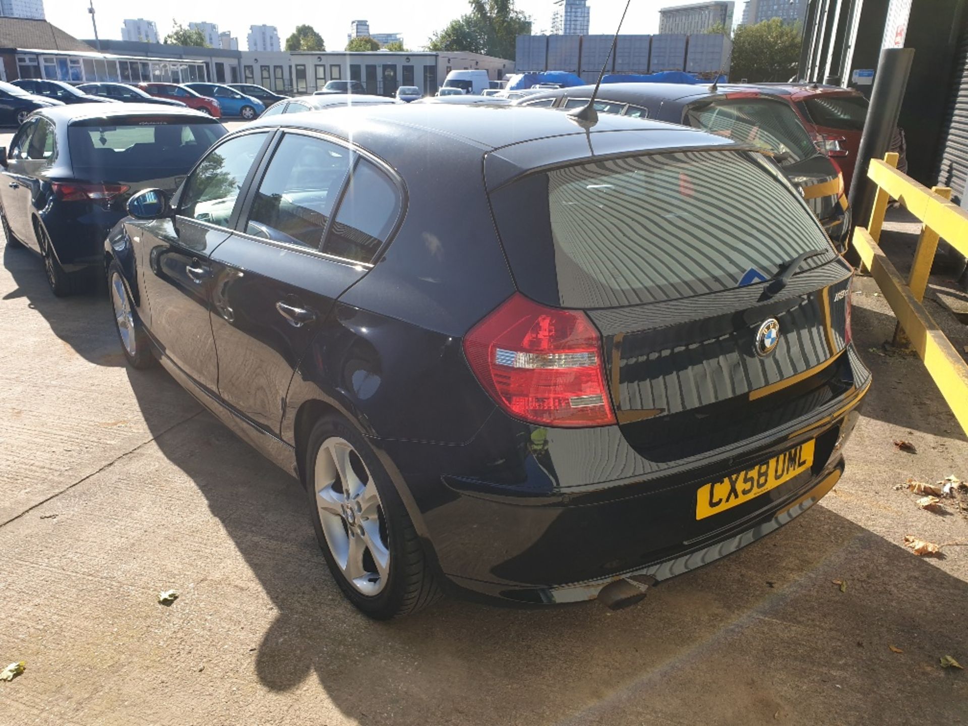 BLACK BMW 118D EDITION ES. ( DIESEL ) Reg : CX58UML, Mileage : 118750 Details: WITH 2 KEYS ENGINE - Image 3 of 7