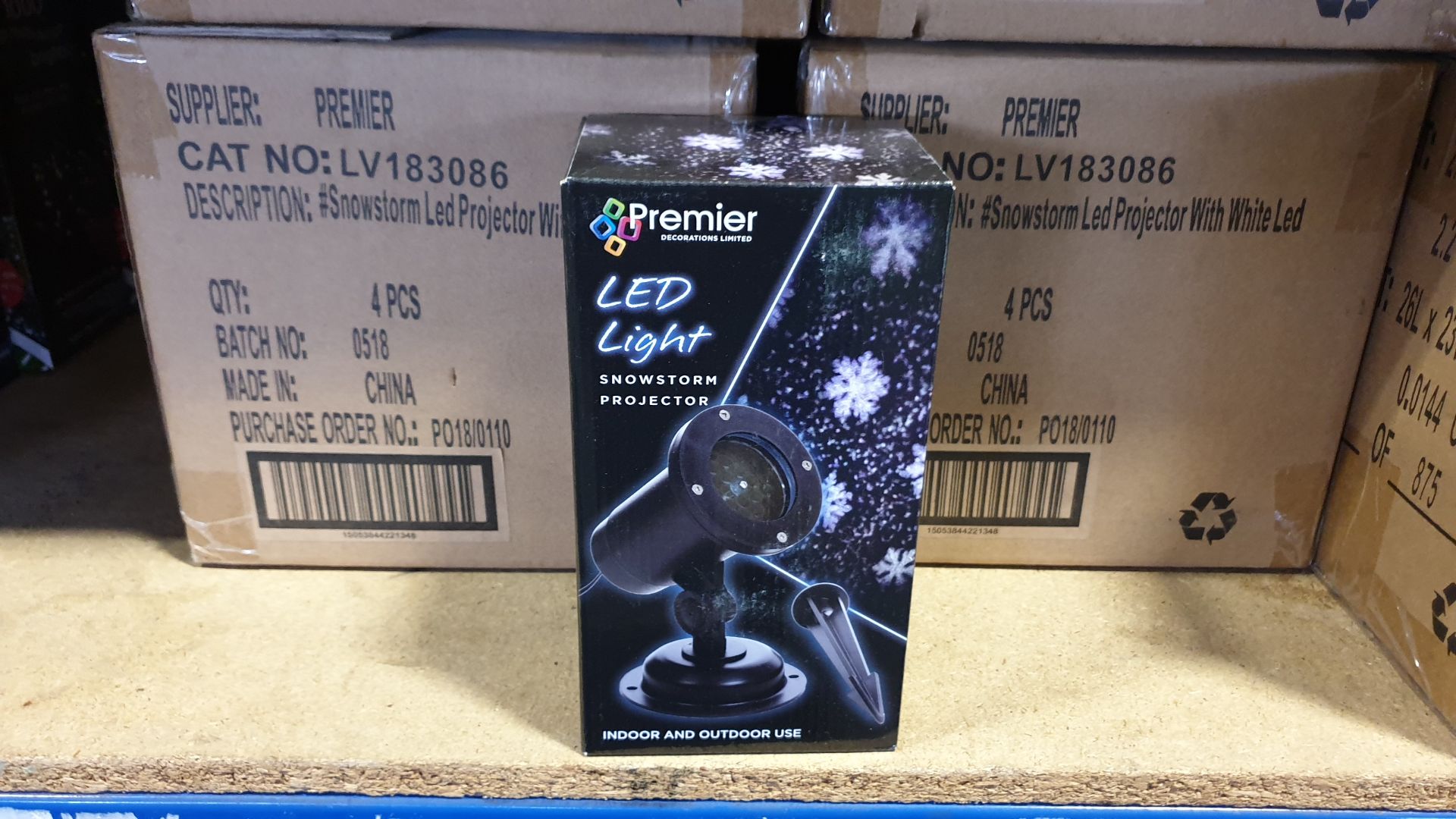 16 X BRAND NEW PREMIER SNOWSTORM LED PROJECTORS