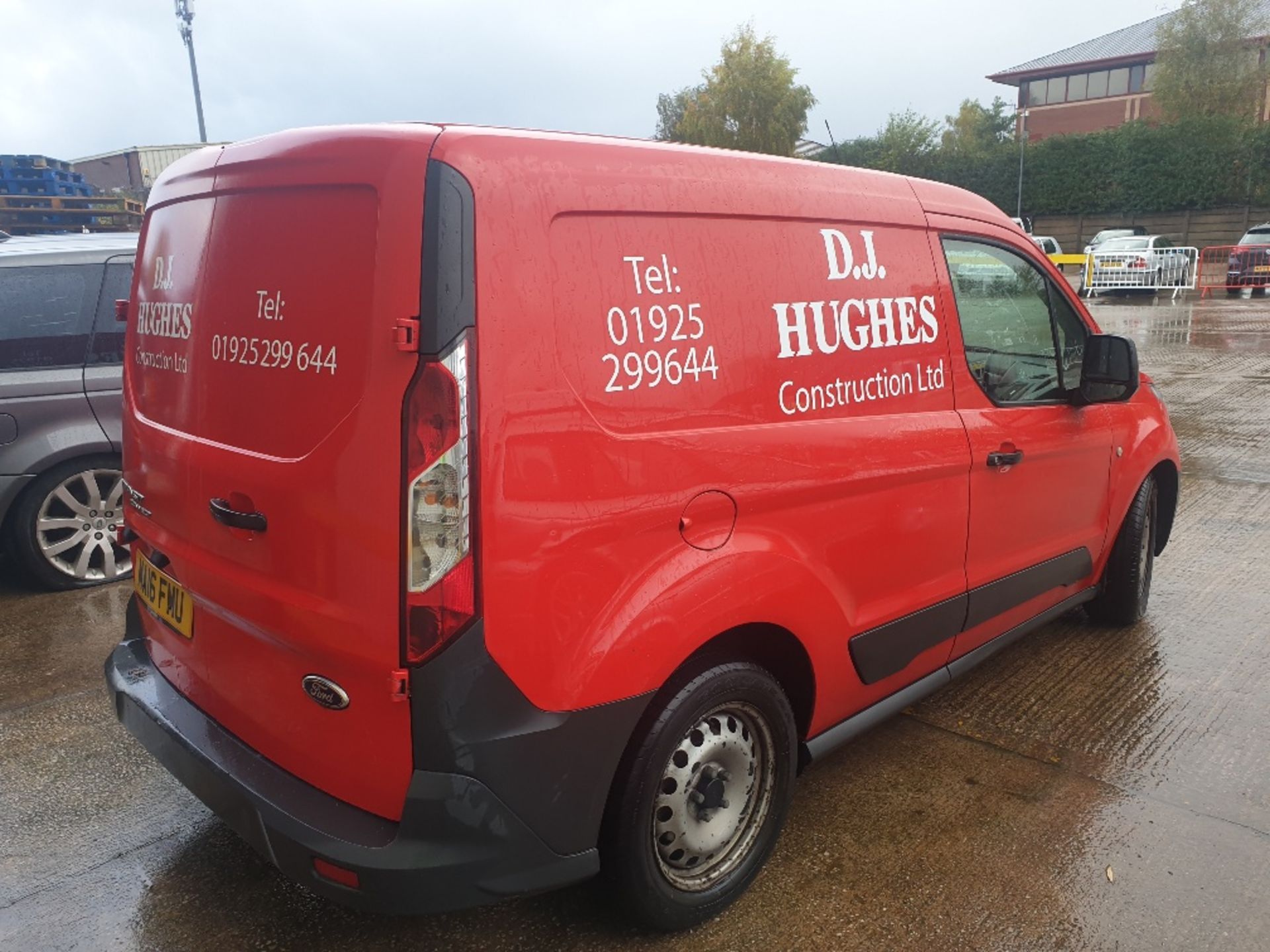 RED FORD TRANSIT CONNECT 200. ( DIESEL ) Reg : MA16 FMU, Mileage : 60,666 Details: WITH 2 KEYS, - Image 2 of 7