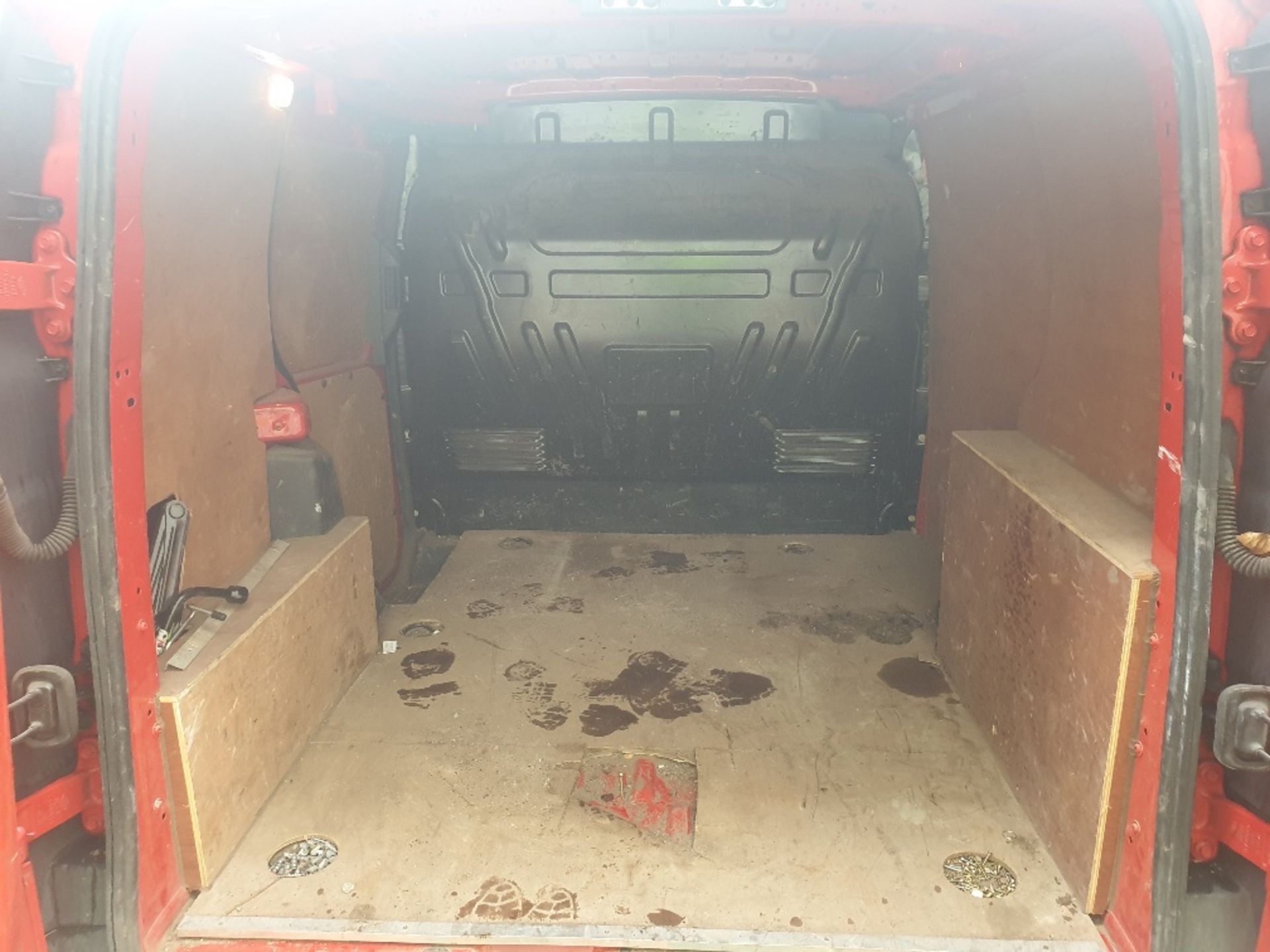 RED FORD TRANSIT CONNECT 200. ( DIESEL ) Reg : MA16 FMU, Mileage : 60,666 Details: WITH 2 KEYS, - Image 7 of 7