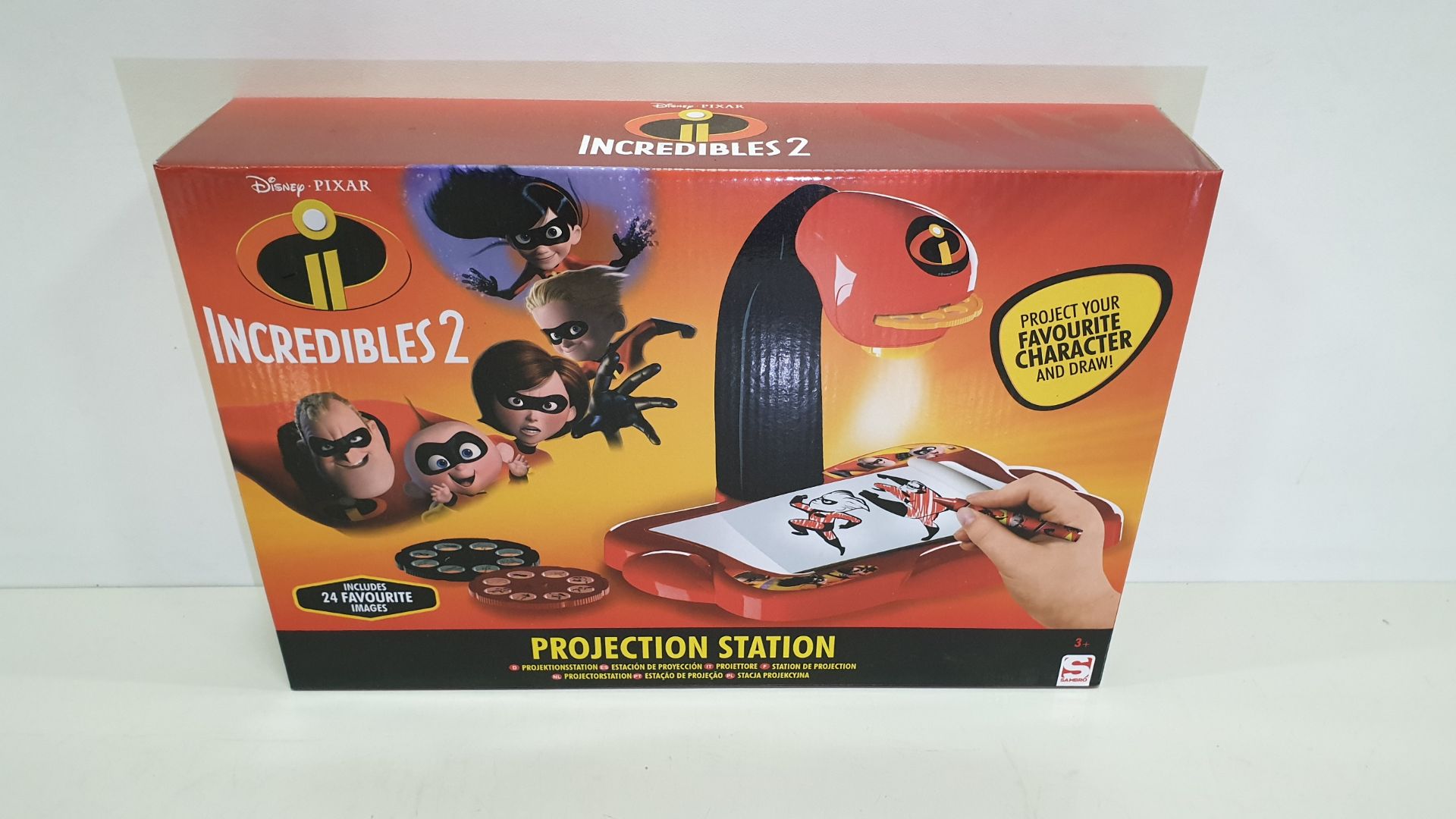 60 X INCREDIBLES 2 PROJECTION STATIONS WITH 3 PROJECTOR DISCS - IN 10 CARTONS