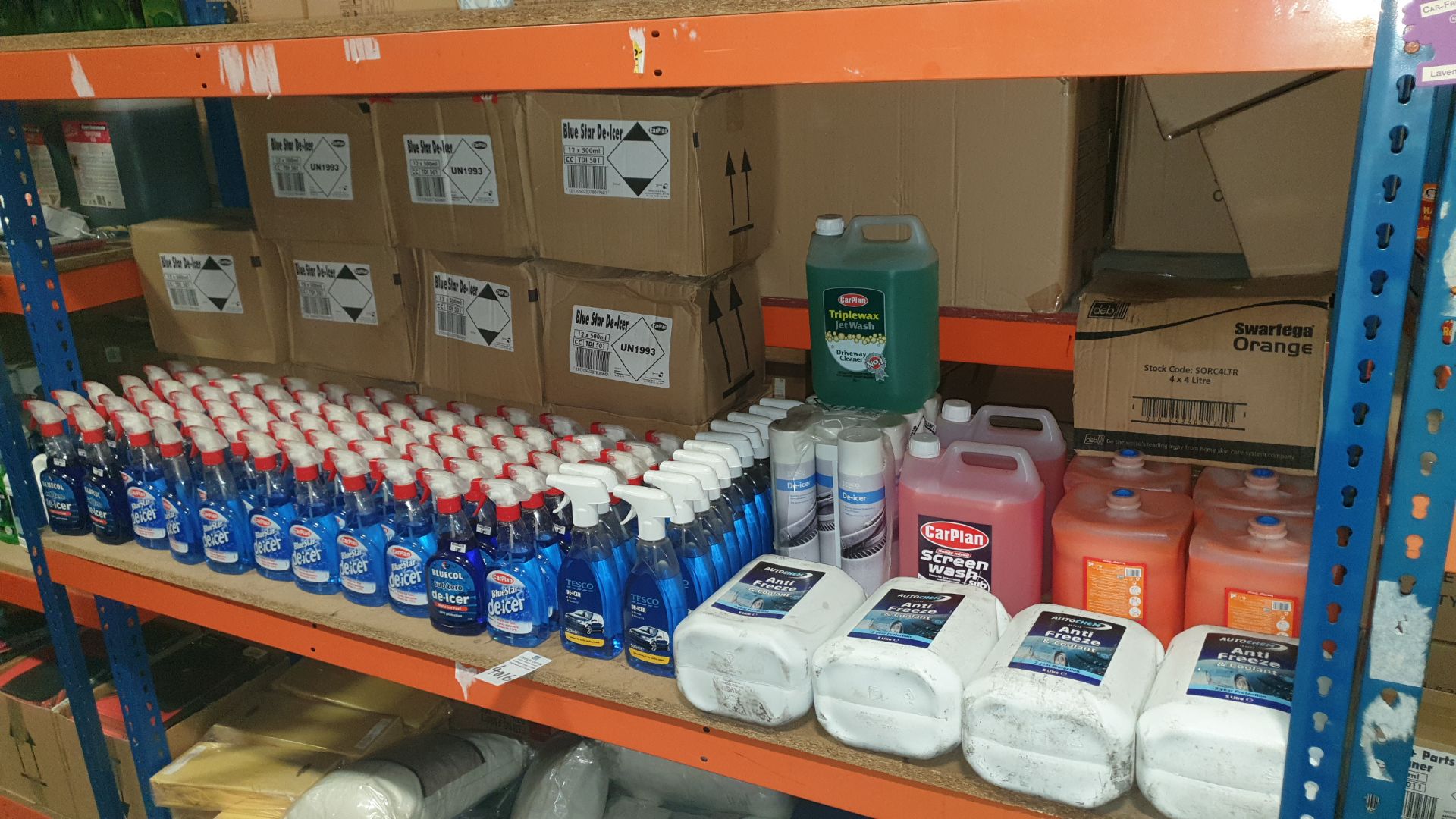 APPROX 240+ PIECE MIXED CAR LOT CONTAINING 4L SWARFEGA ORANGE, 5L AUTOCHEM ATI FREEZE AND COOLANT,