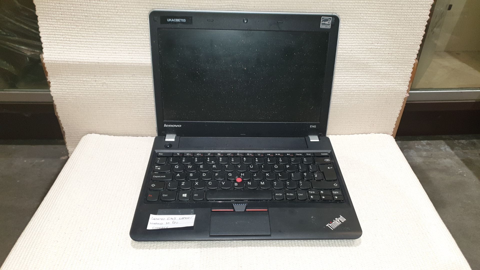 LENOVA E145 LAPTOP WITH WINDOWS 10 PRO AND CHARGER