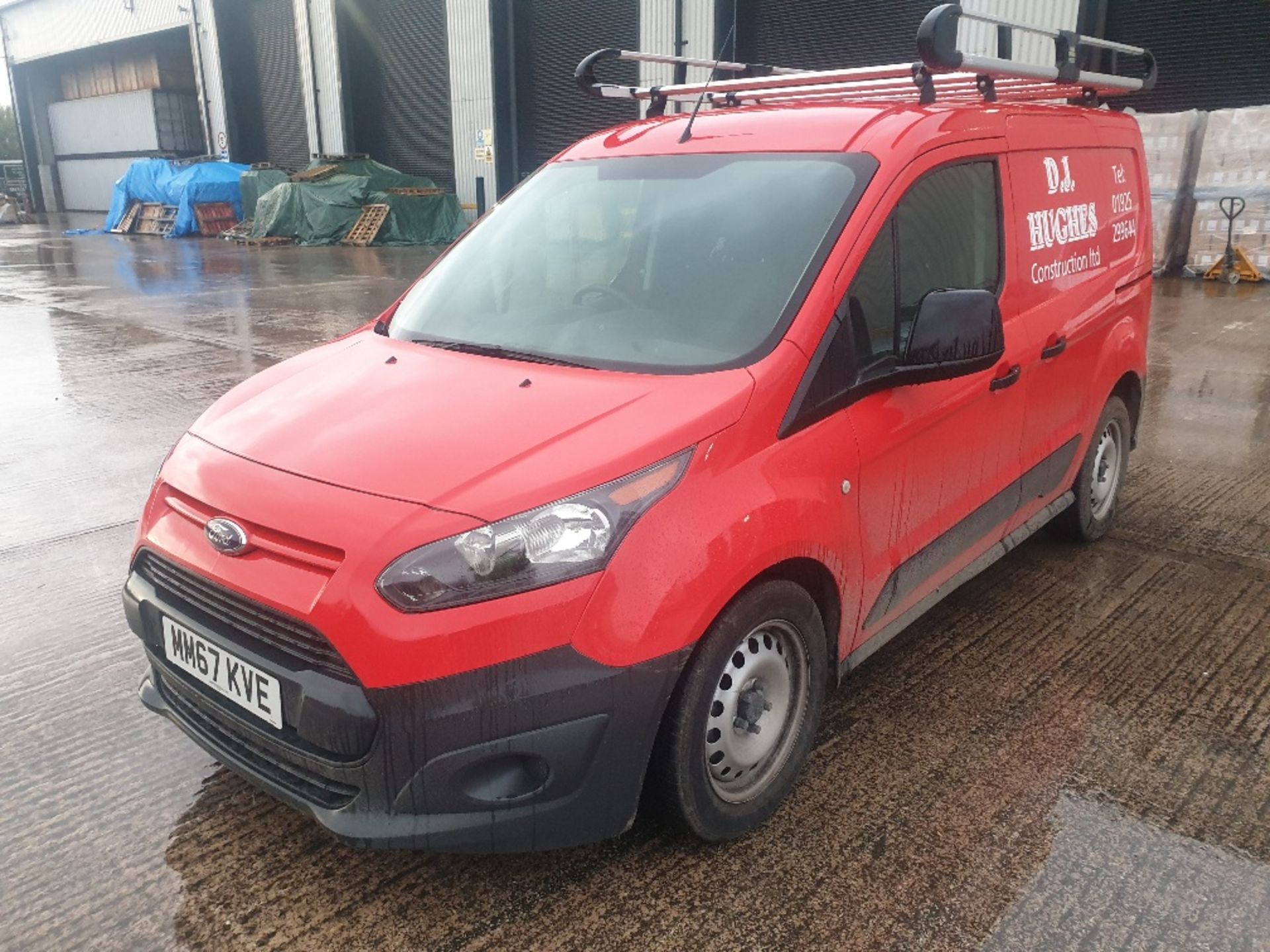 RED FORD TRANSIT CONNECT 200. ( DIESEL ) Reg : MM67 KVE, Mileage : 30,030 Details: WITH 2 KEYS - Image 4 of 7