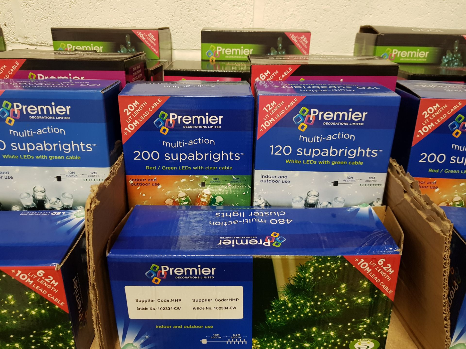 7 PIECE ASSORTED BRAND NEW PREMIER LIGHT LOT CONTAINING 1000 LED MULTI ACTION TREE BRIGHTS, 200